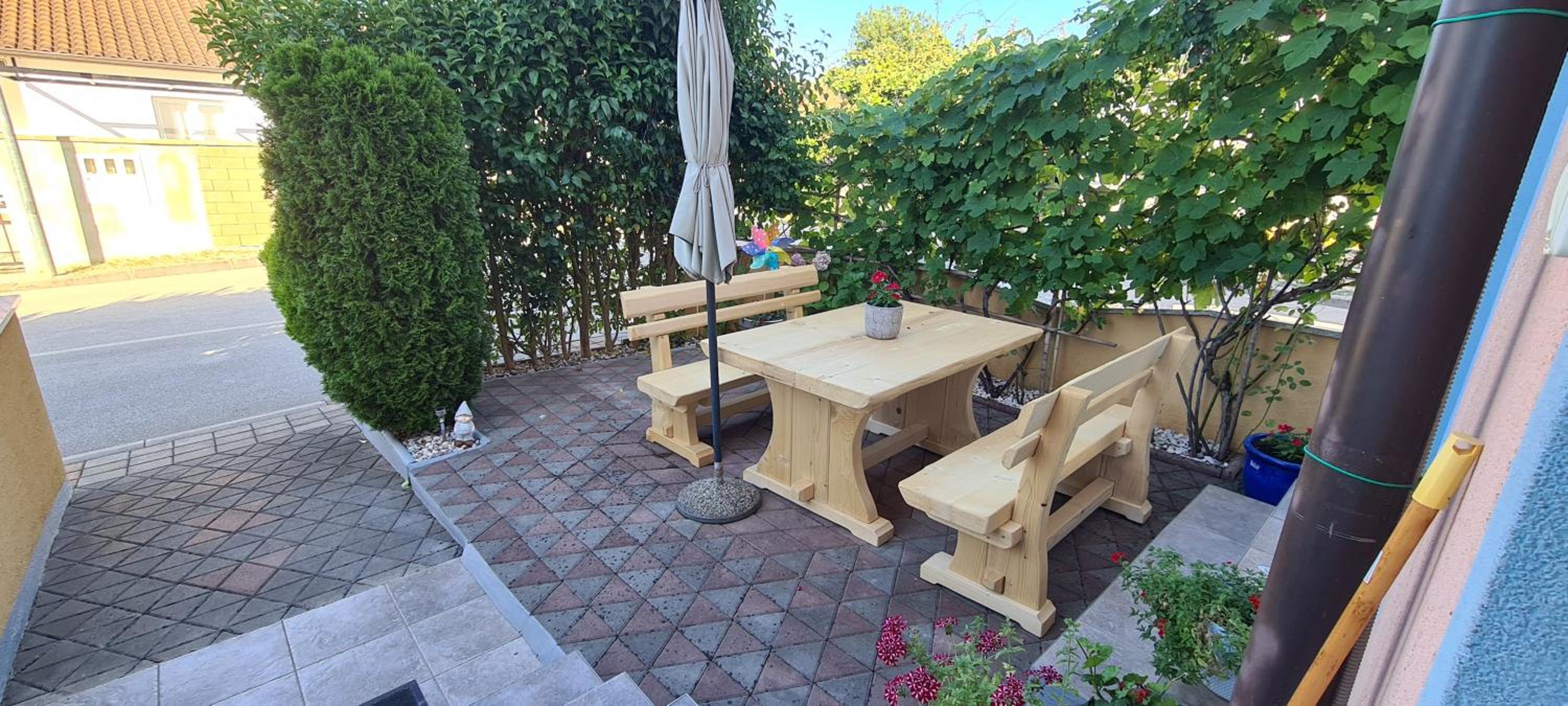 Apartment with Terrace photo 2