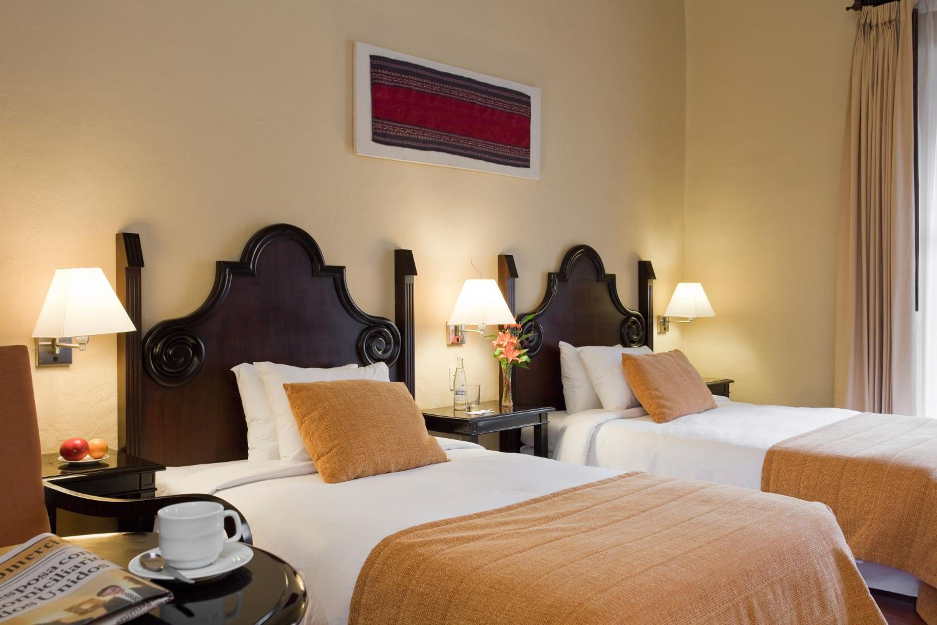 Twin Room - Photo 8