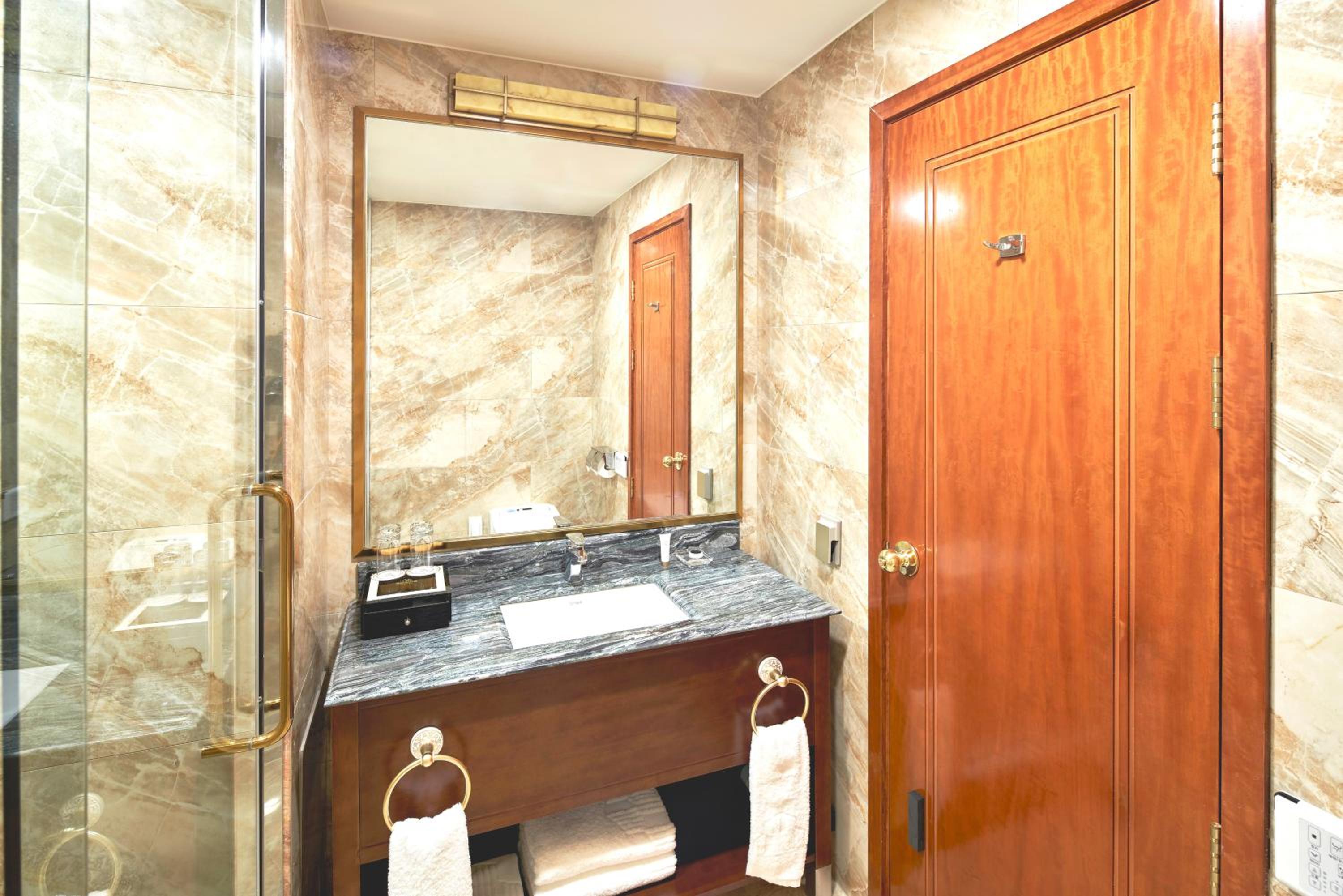 Ocean View Super King - Photo 8