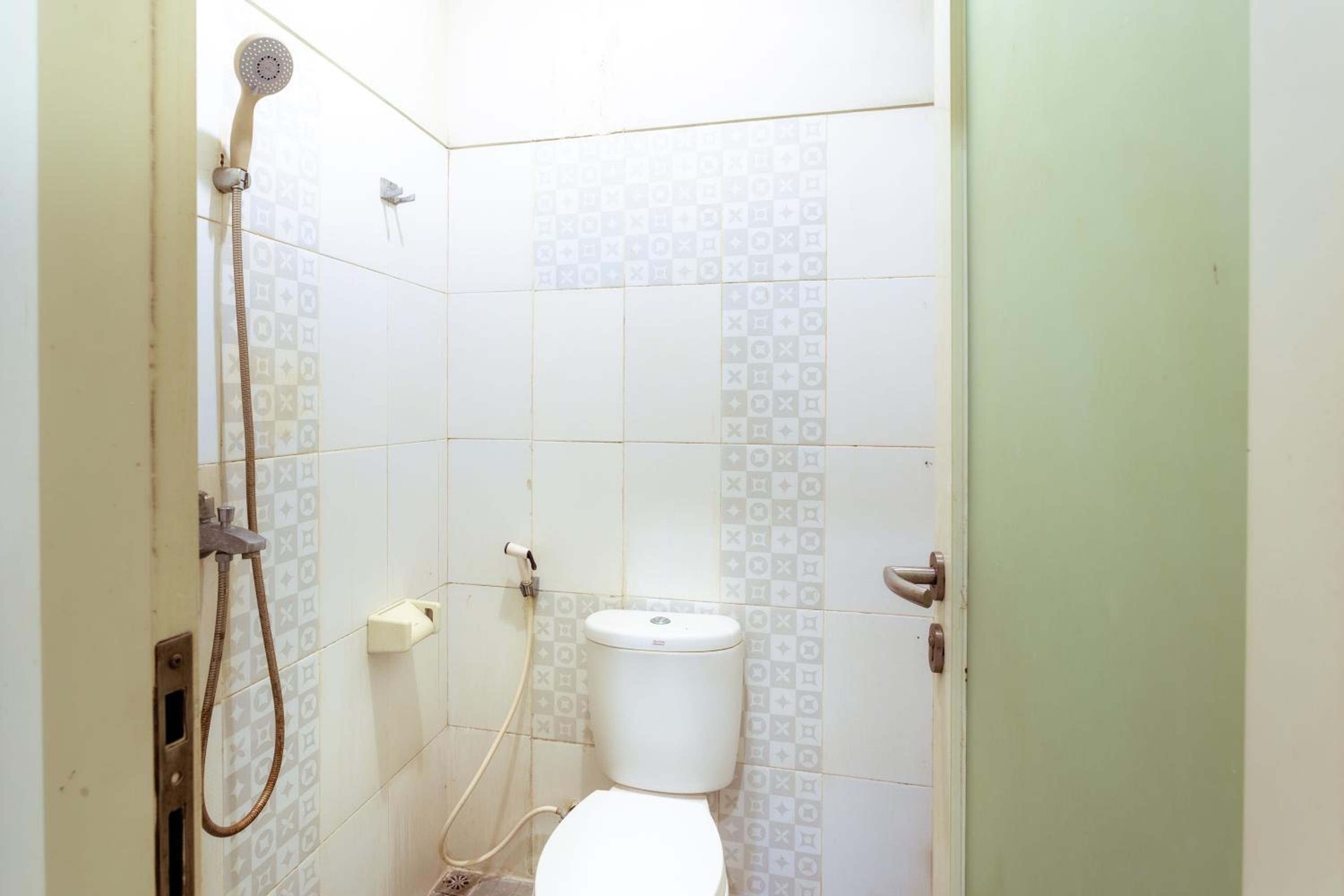 Deluxe Double Room - Photo 19