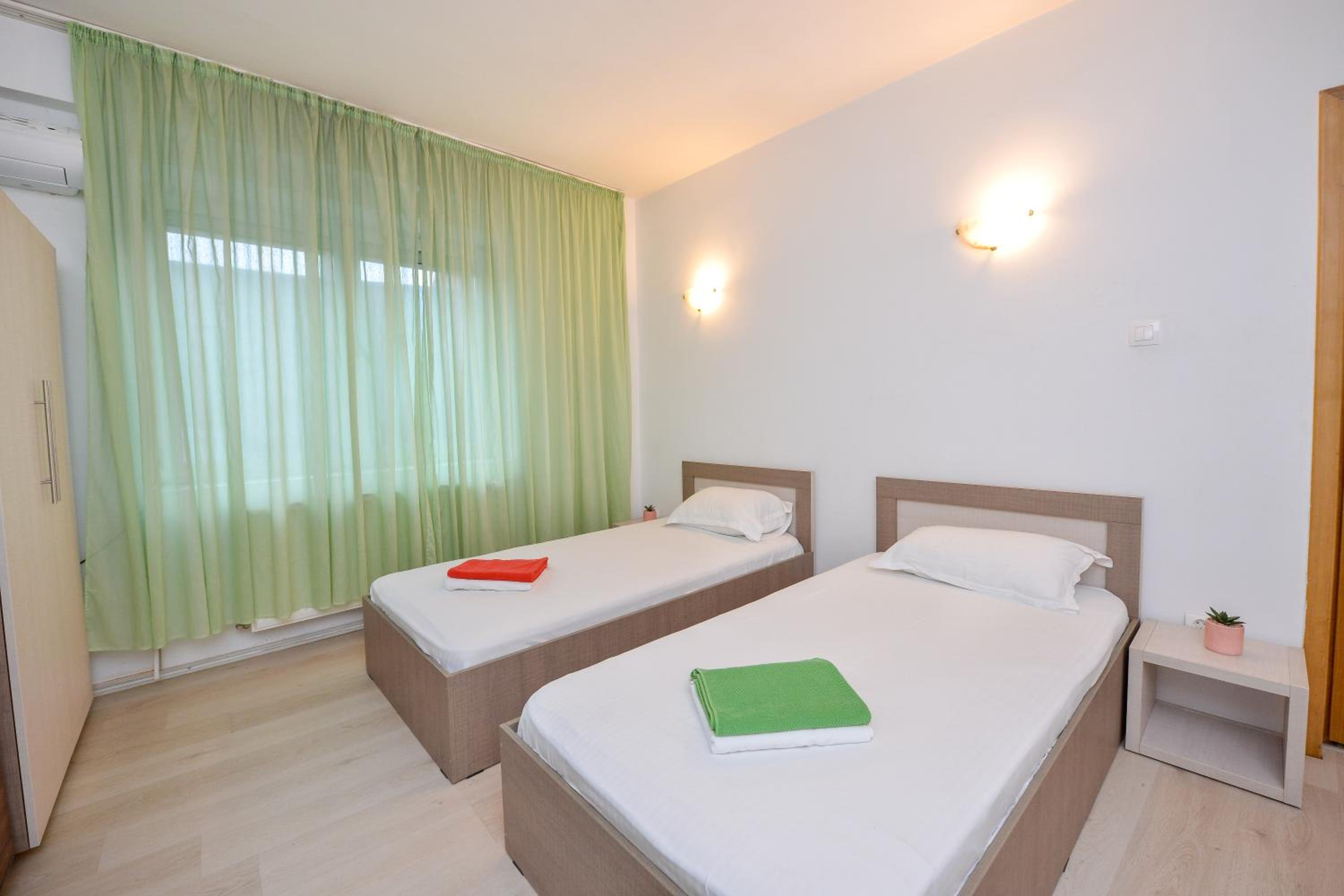 Apartment with Terrace - Photo 1
