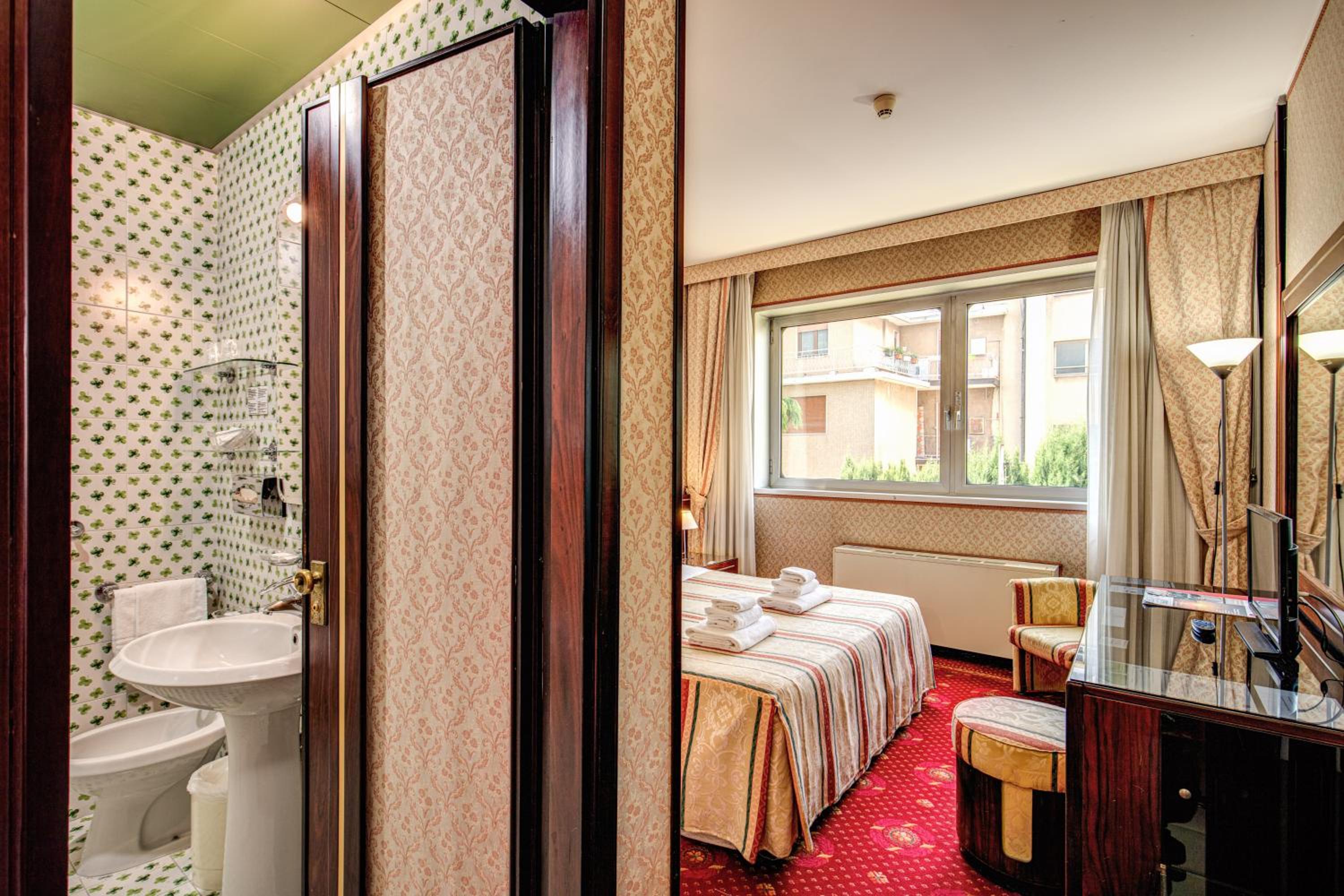 Double Room