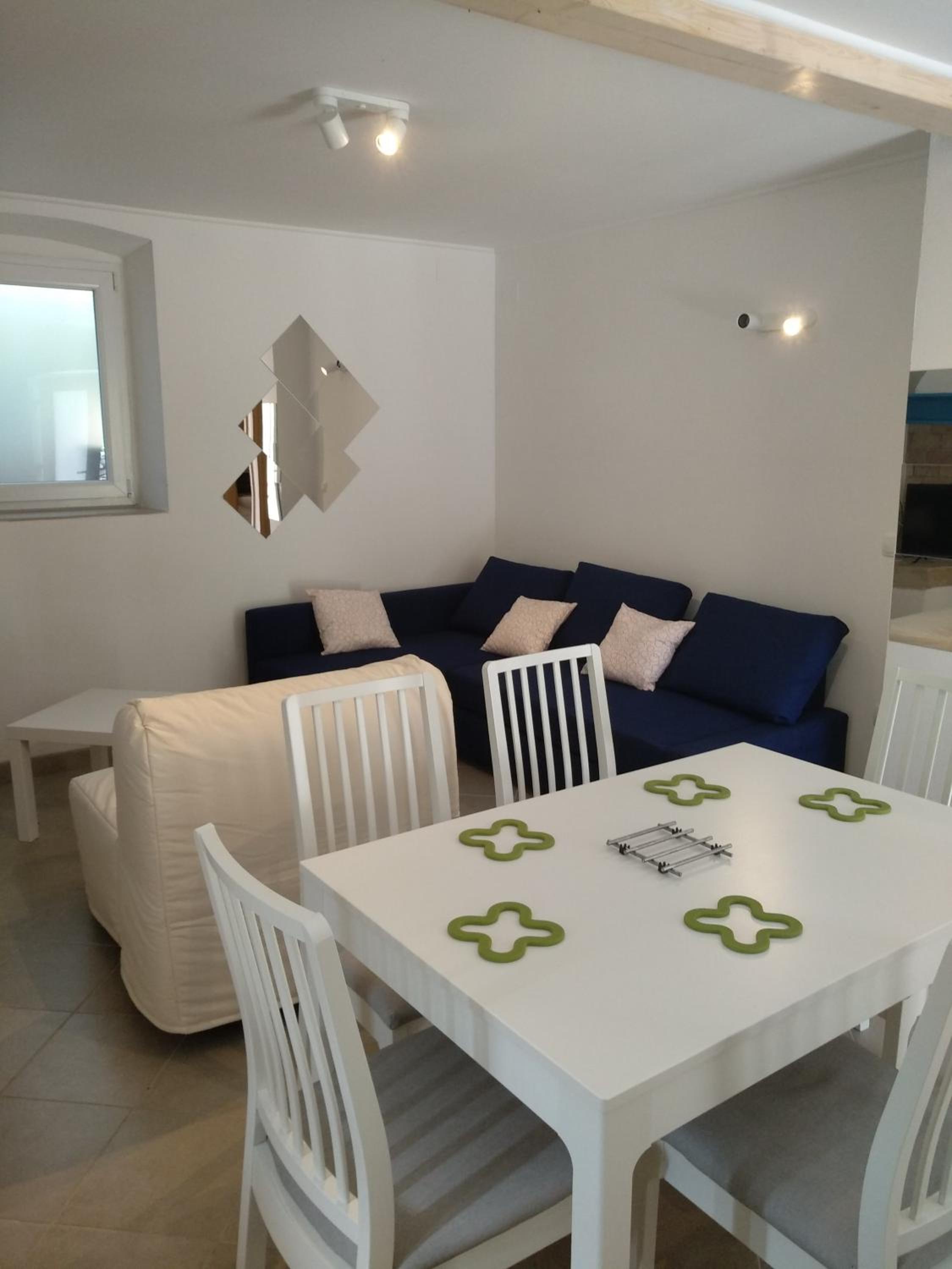 One-Bedroom Apartment - Photo 15