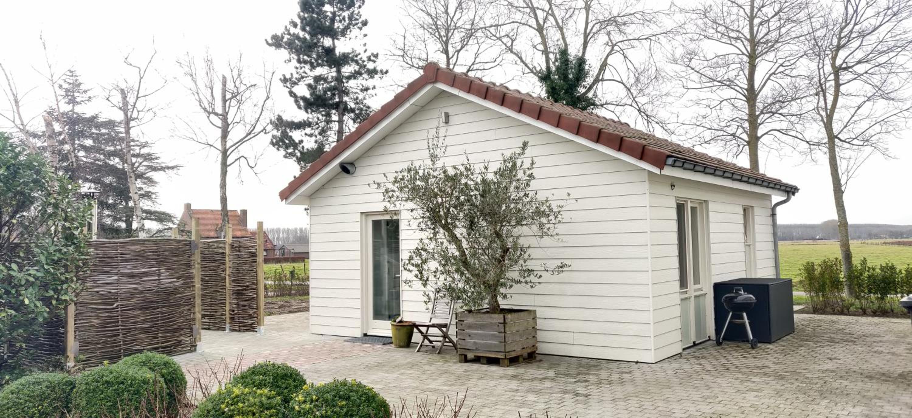 One-Bedroom House photo 2