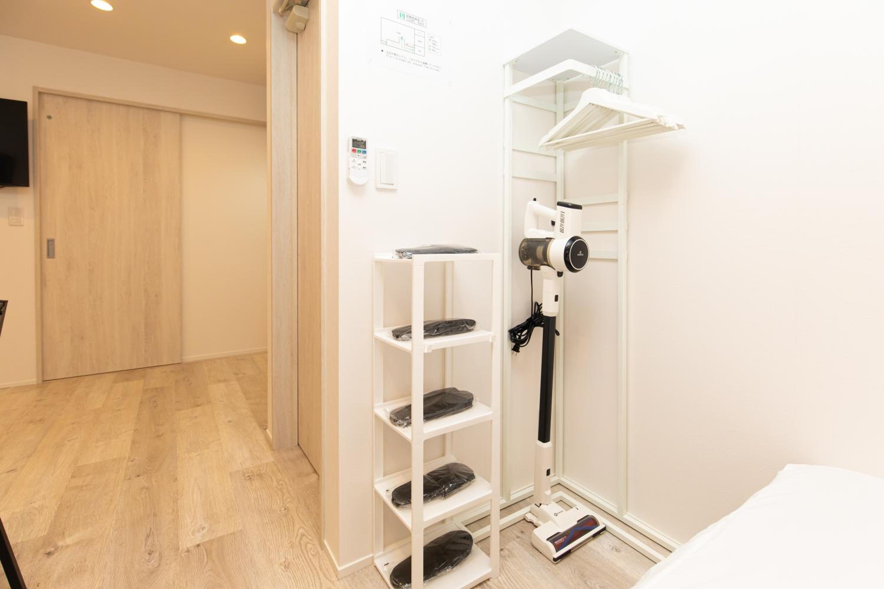 Studio Apartment photo 3
