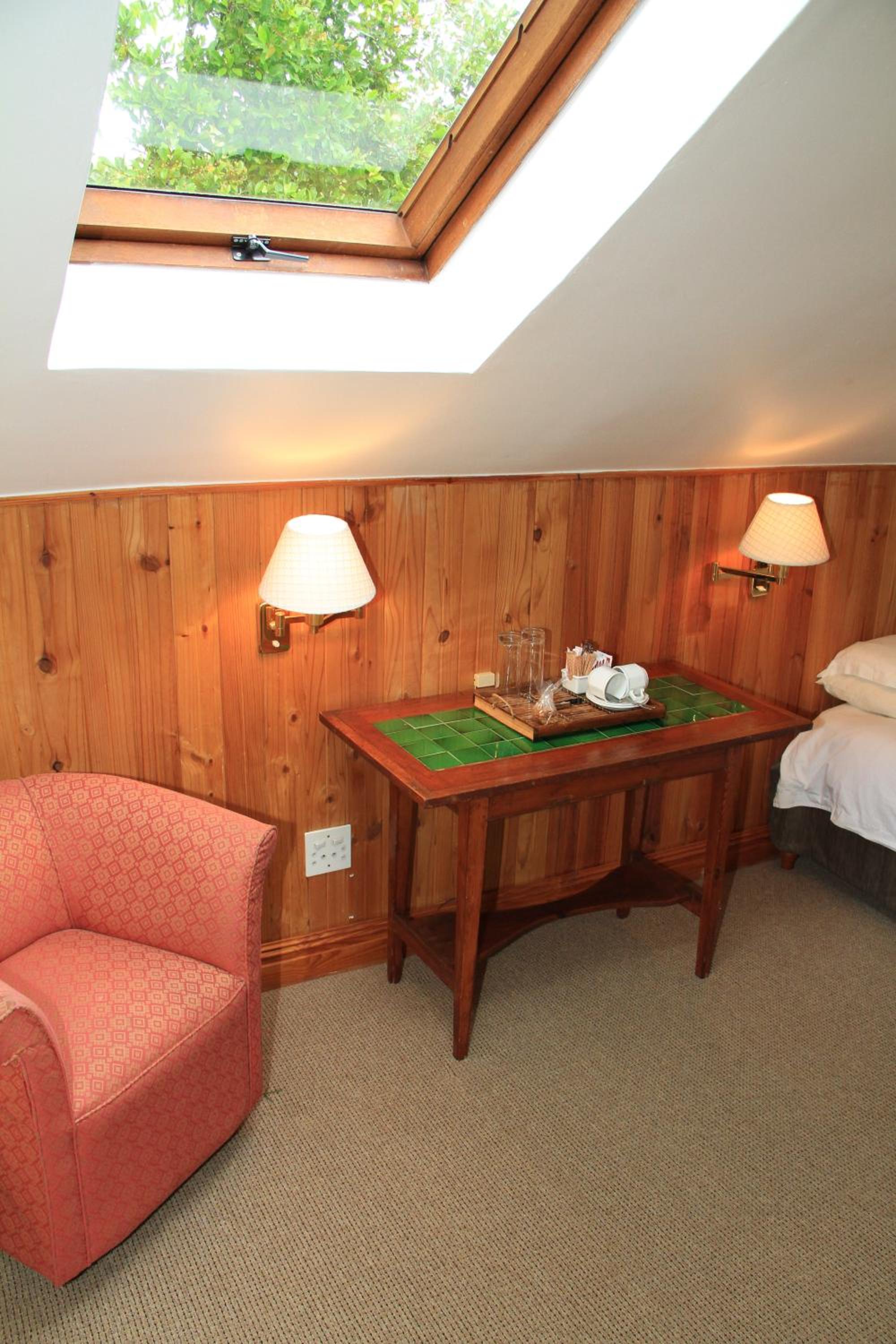 Family Room - Photo 6