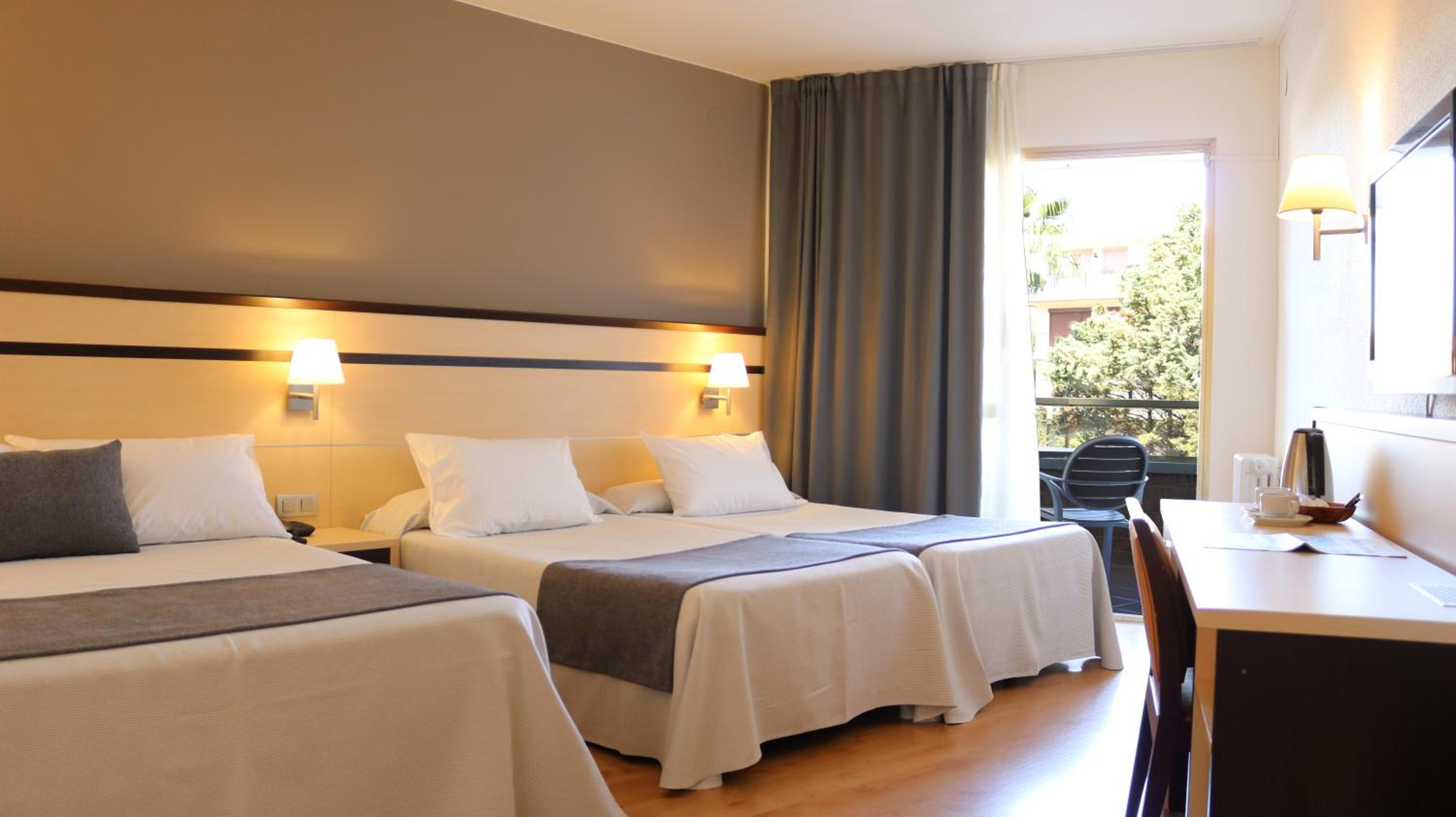 Standard Double Room - Photo 1