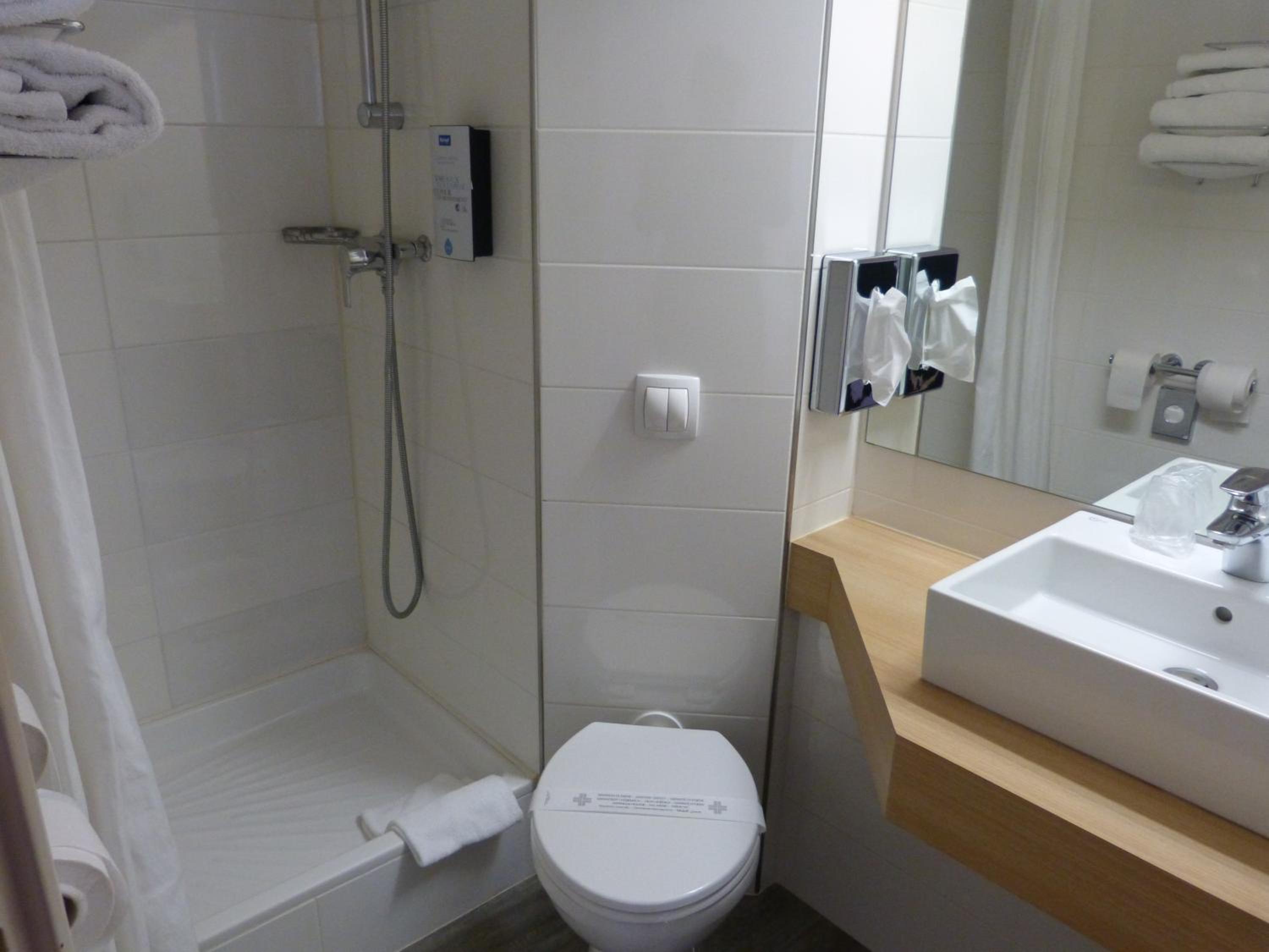 Double Room - Photo 3