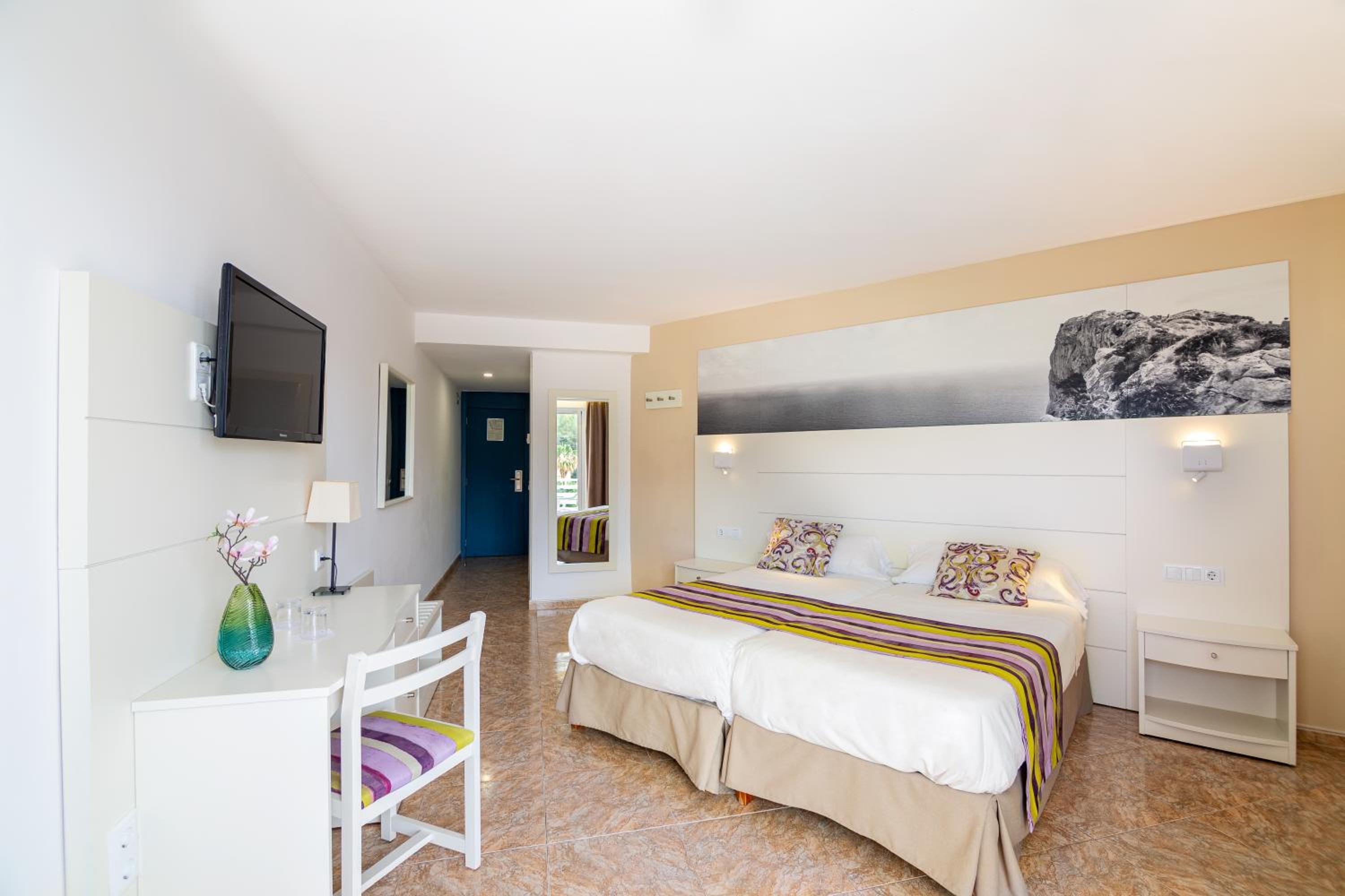 Habitación Doble o Twin con Balcón
