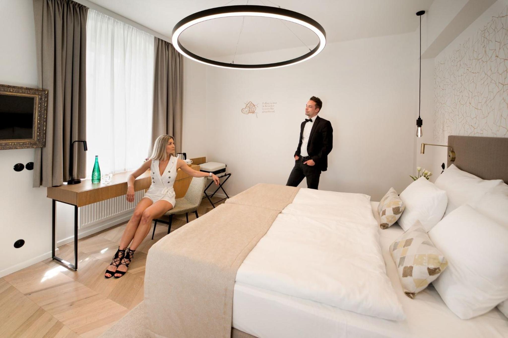 Standard Double or Twin Room - Photo 2