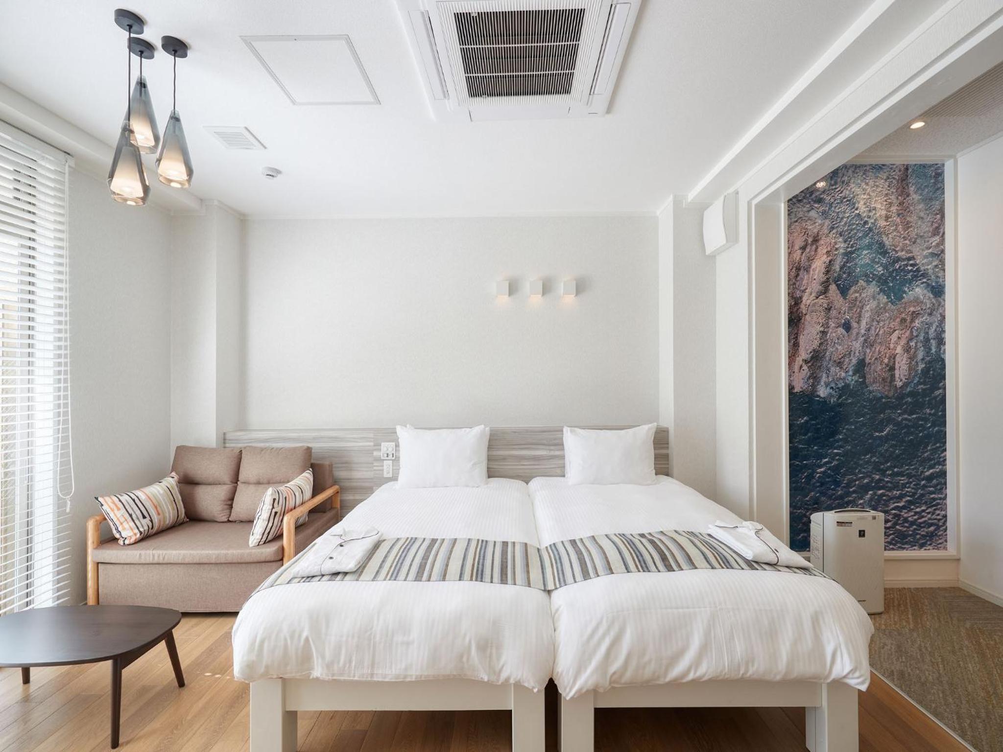 Deluxe Suite