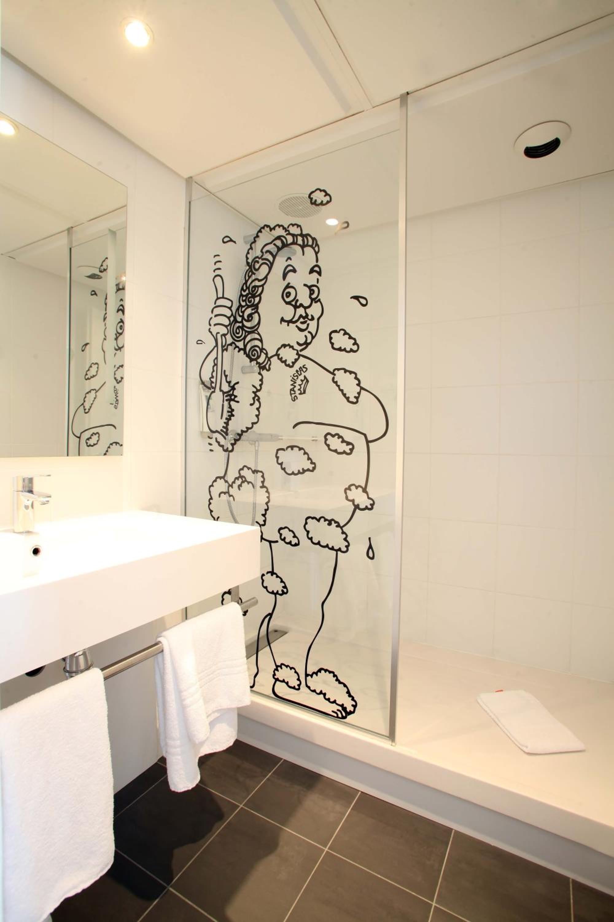 Double Room - Photo 5