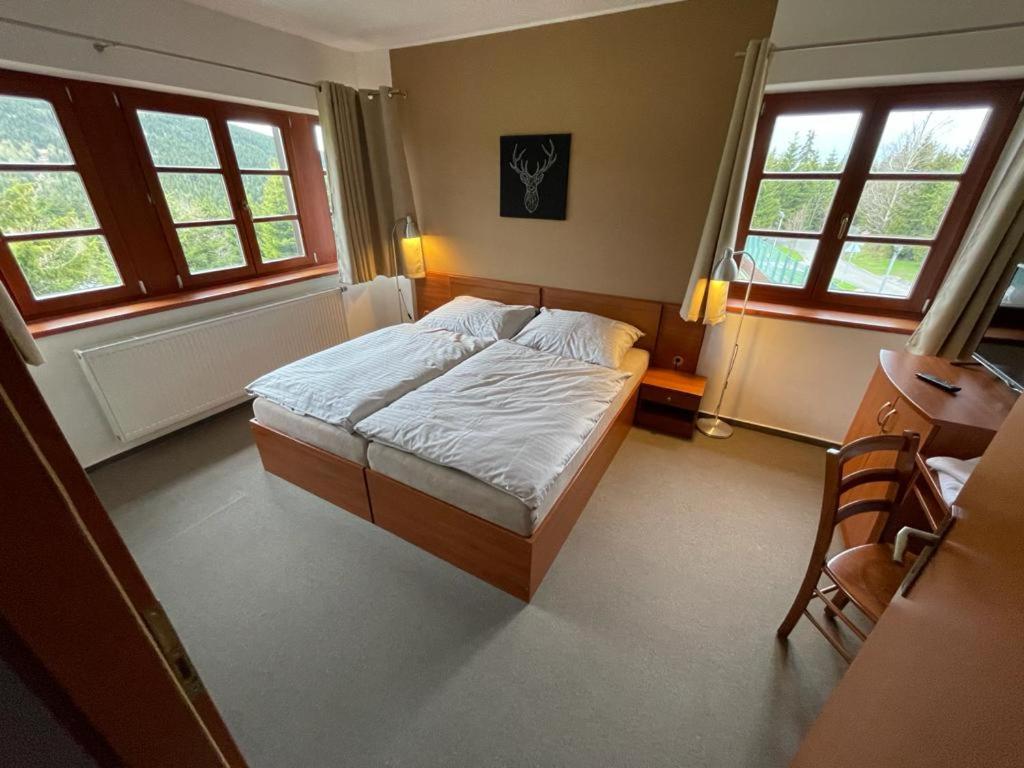 Double Room - Photo 2
