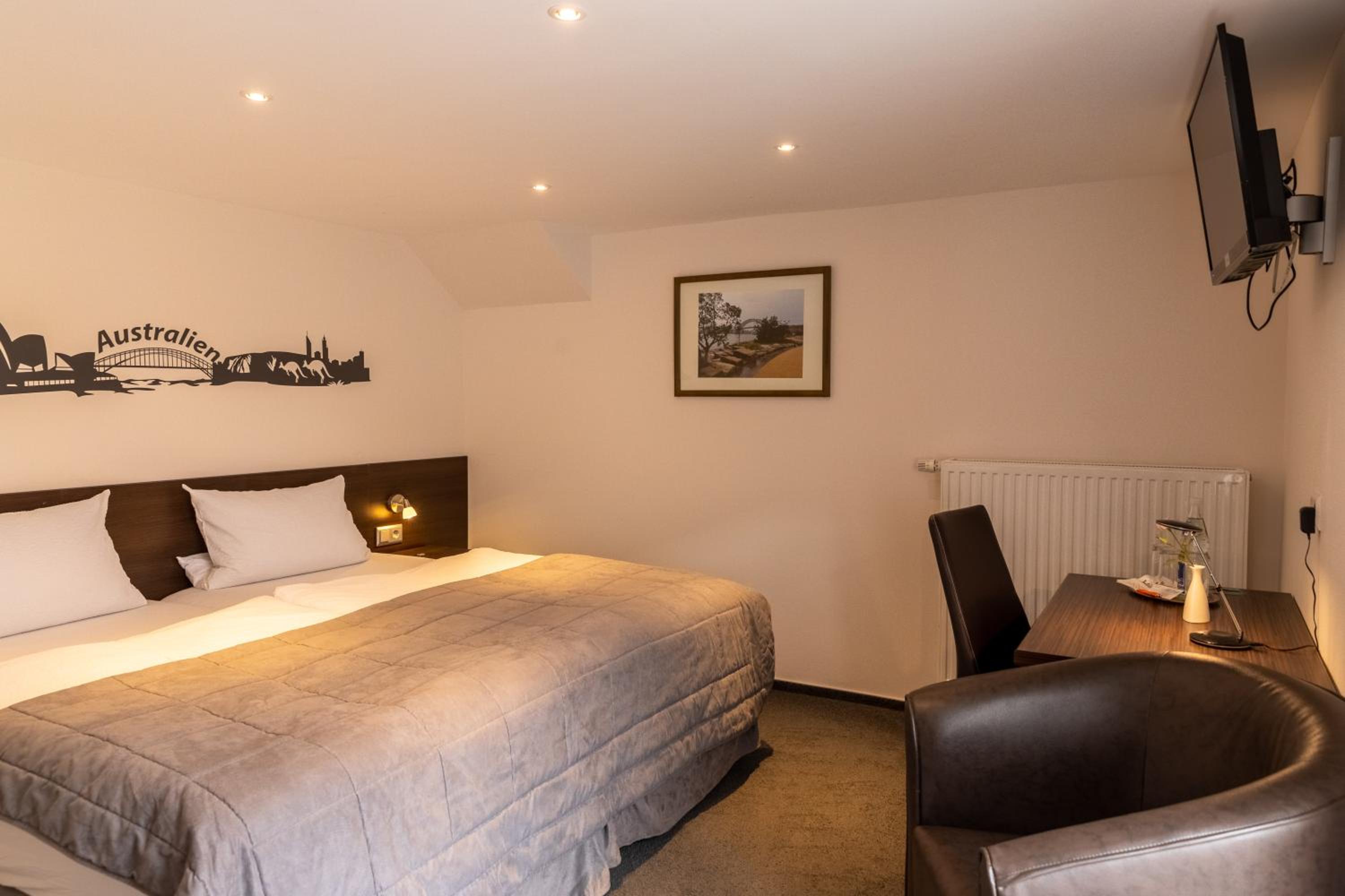 Double or Twin Room photo 2