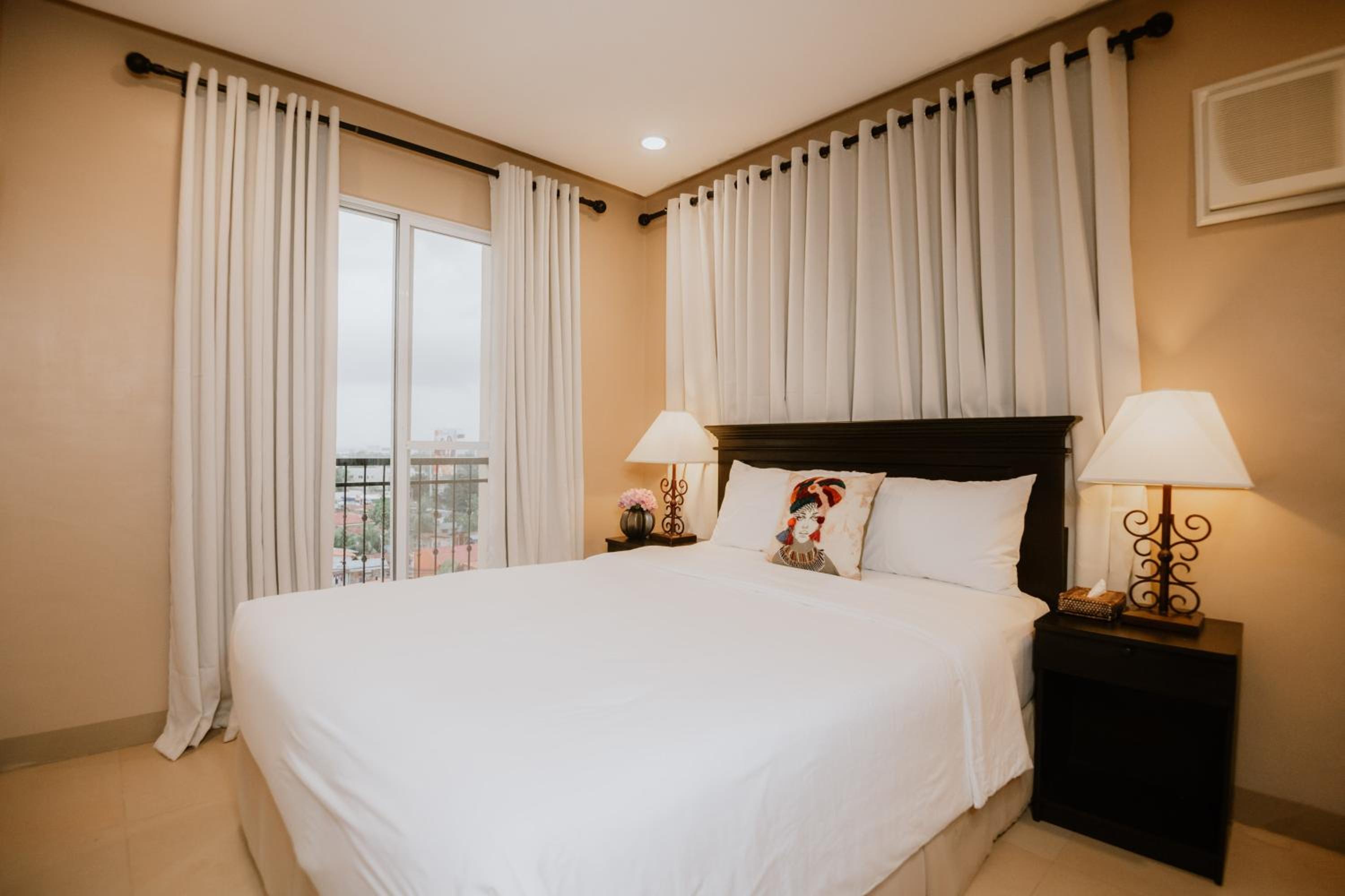 Two-Bedroom Premier photo 2