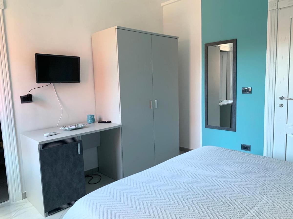 Standard Double or Twin Room photo 3