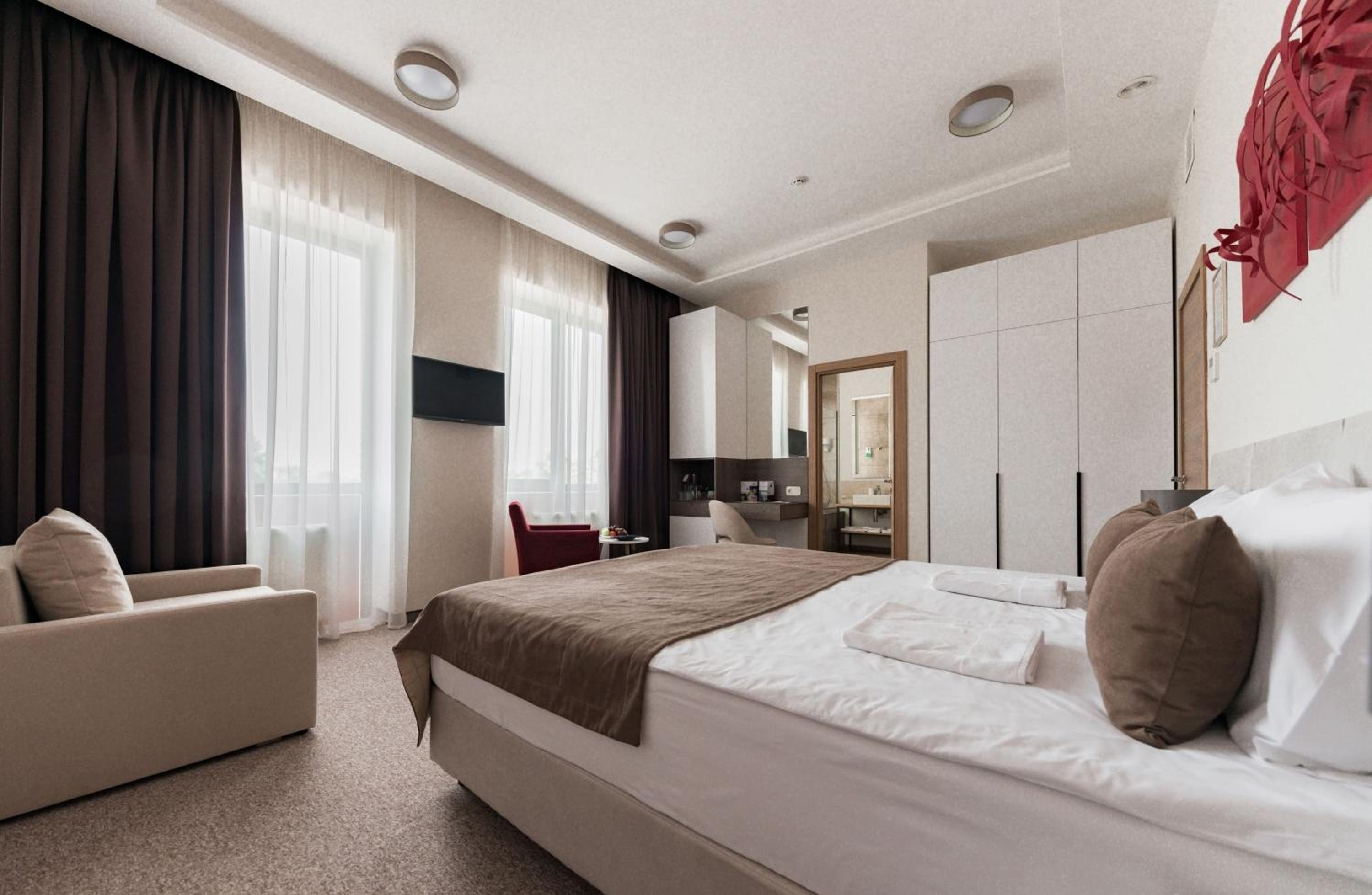 Deluxe Double Room With Free Access to the Spa photo 2