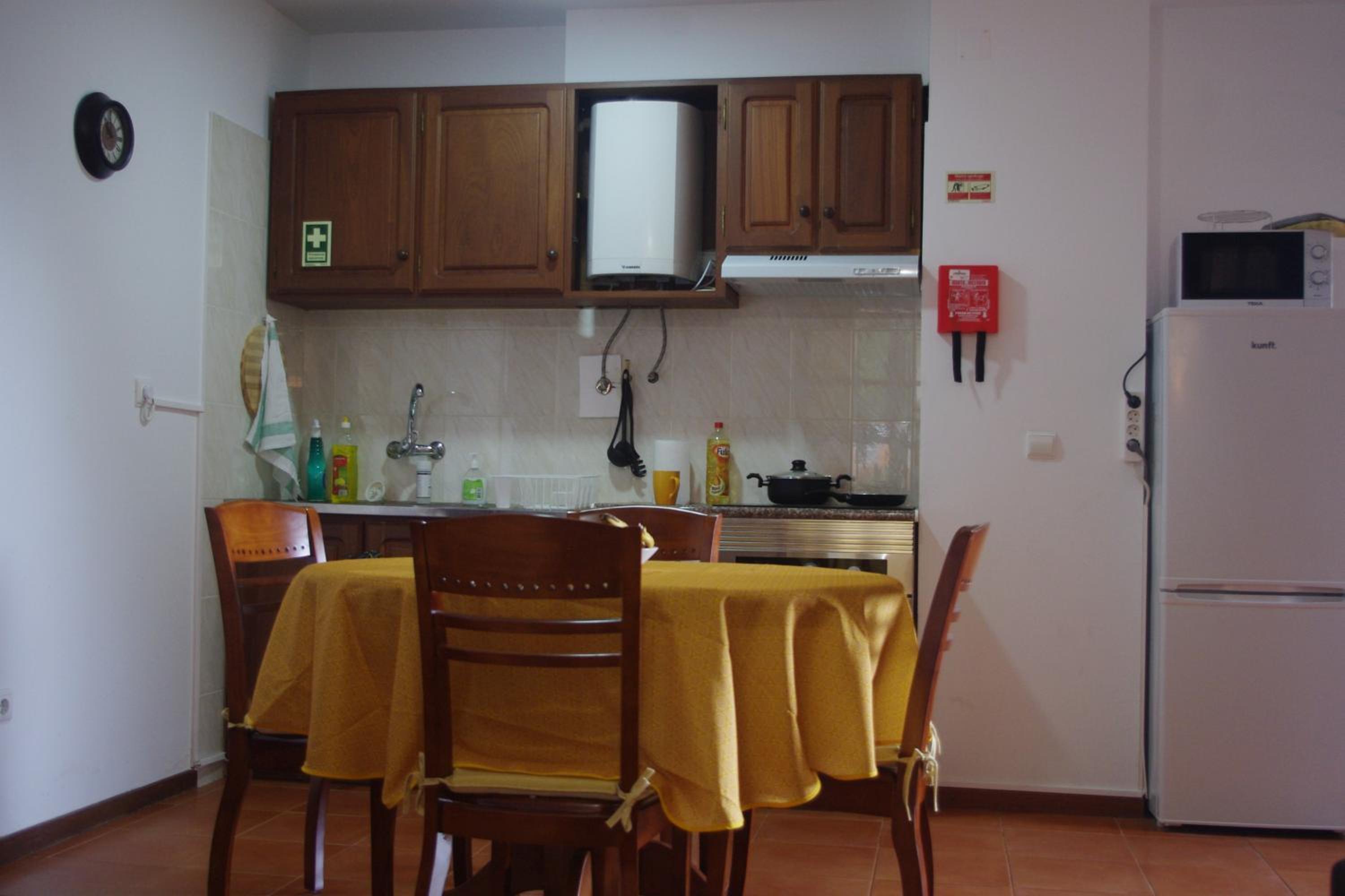 One-Bedroom Apartment - Photo 8