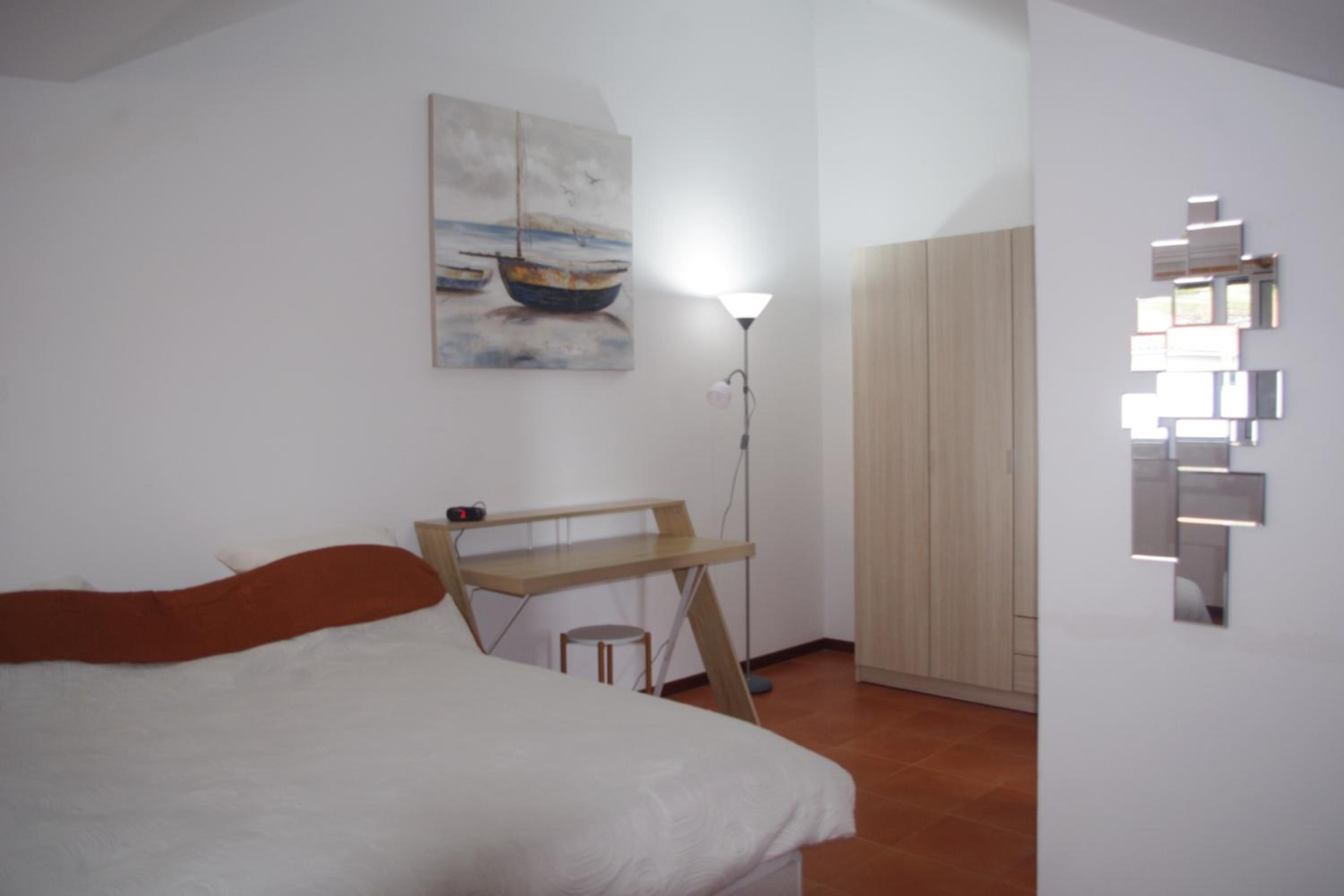 One-Bedroom Apartment - Photo 9