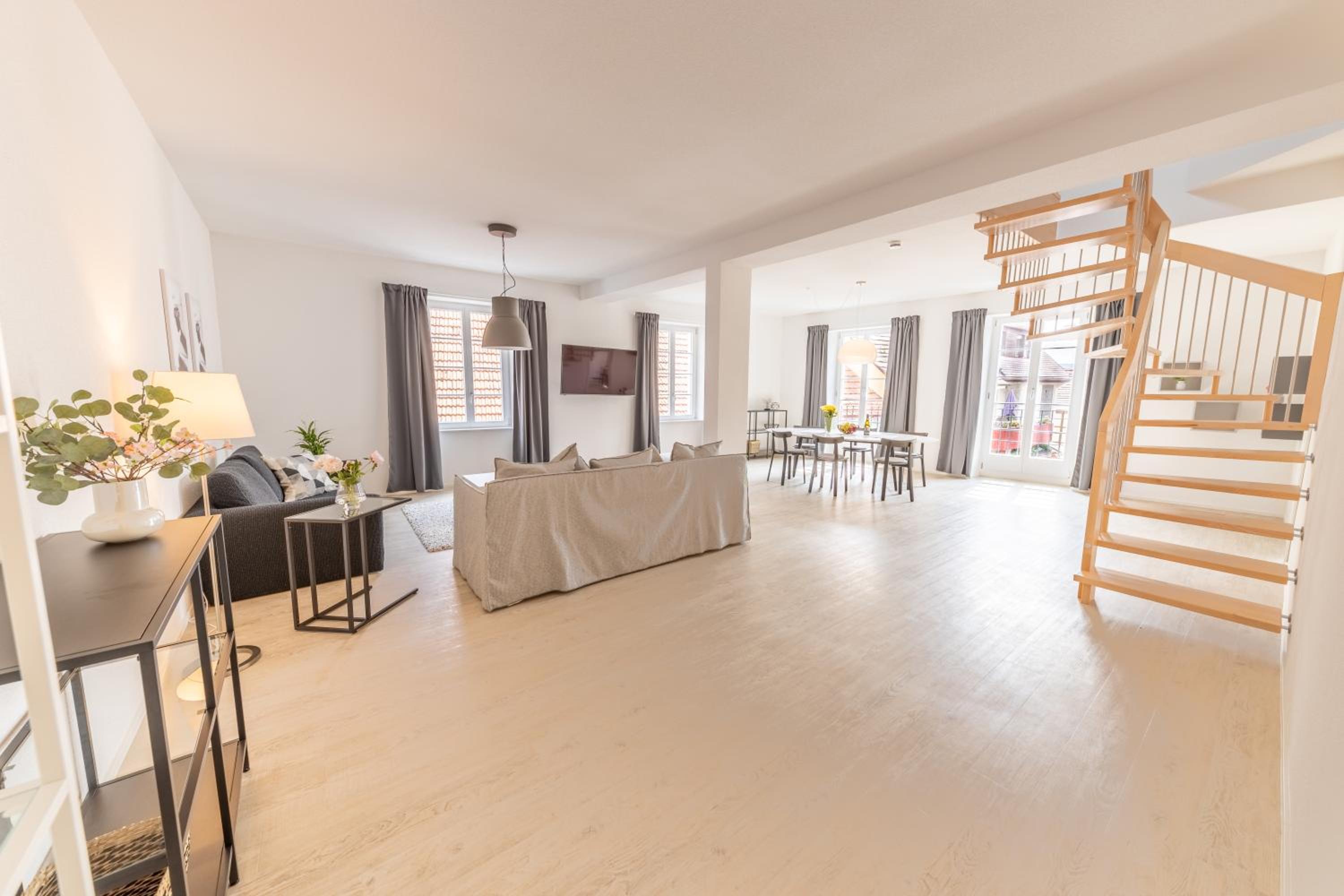 Three-Bedroom Apartment - K4 photo 1