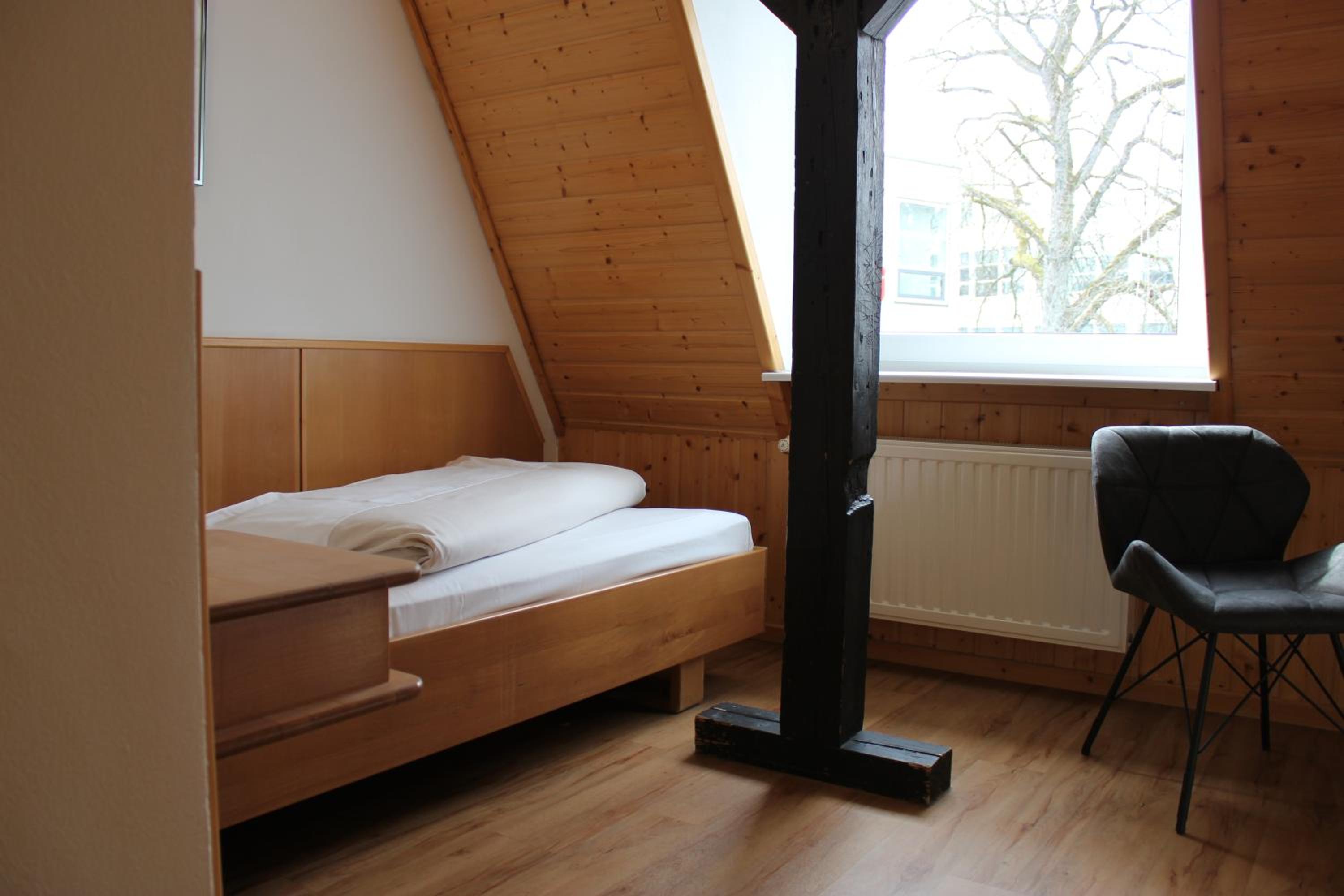 Standard Single Room with Shower