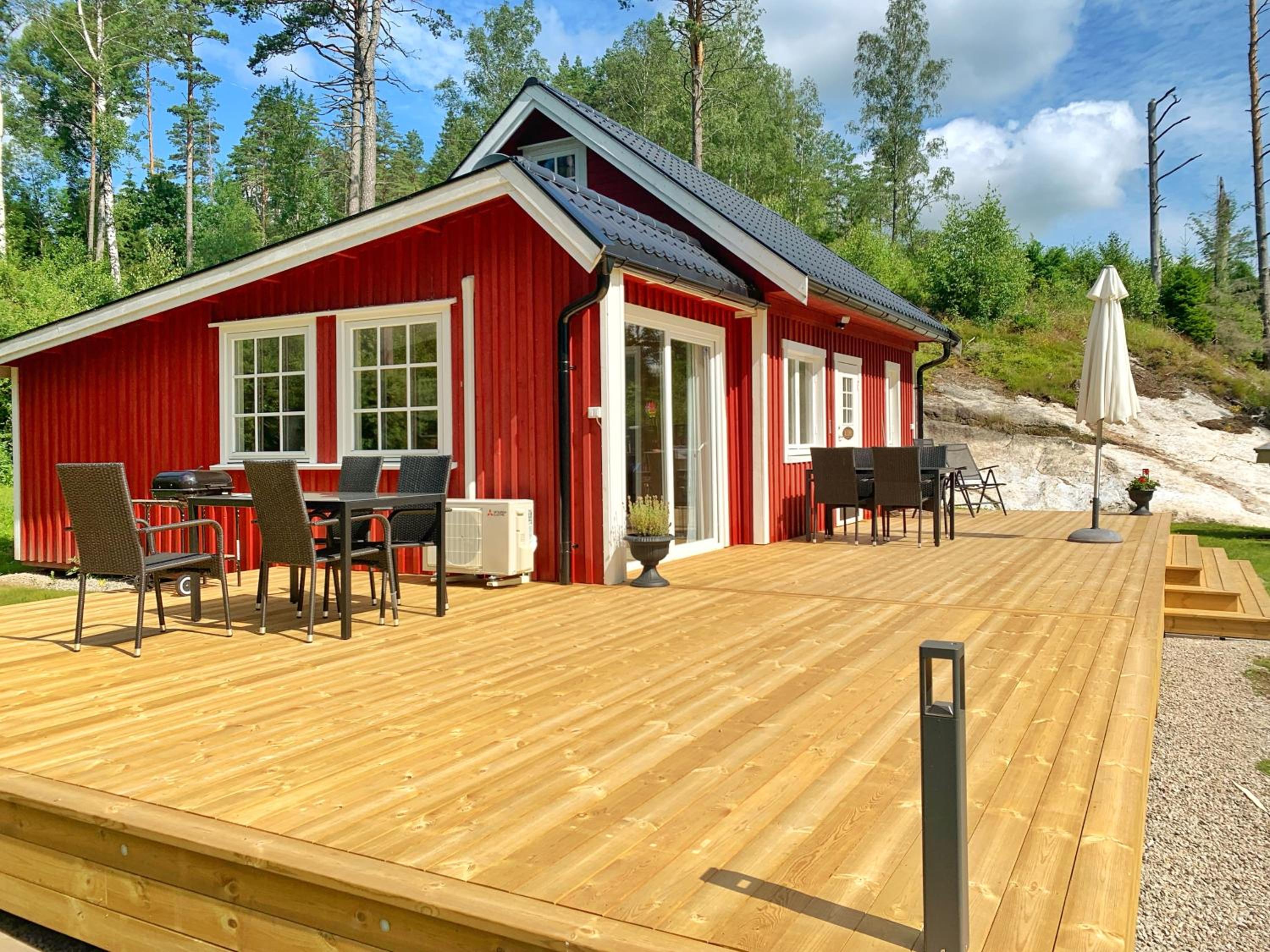 Two-Bedroom House - Photo 19