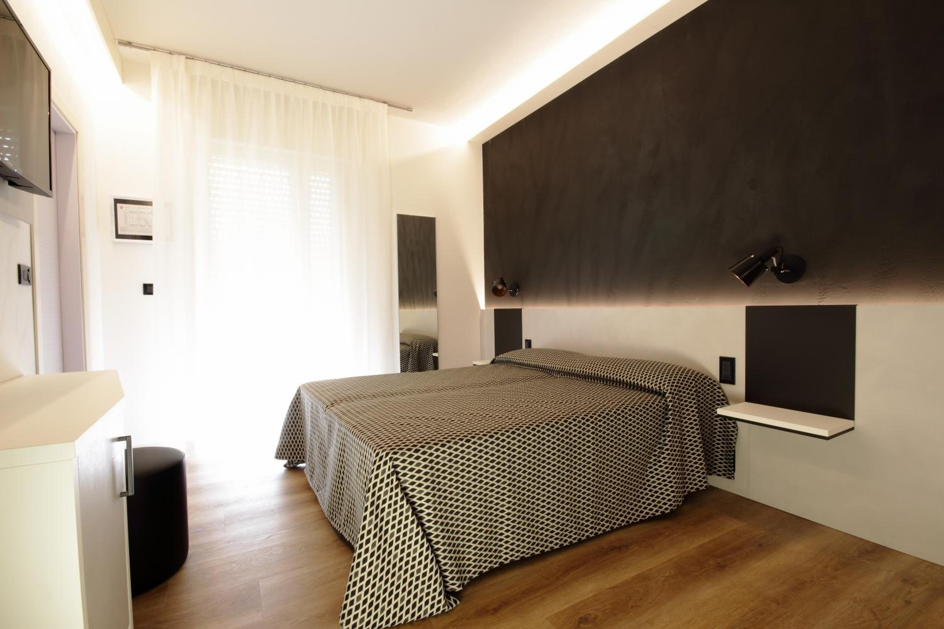 Deluxe Triple Room photo 1
