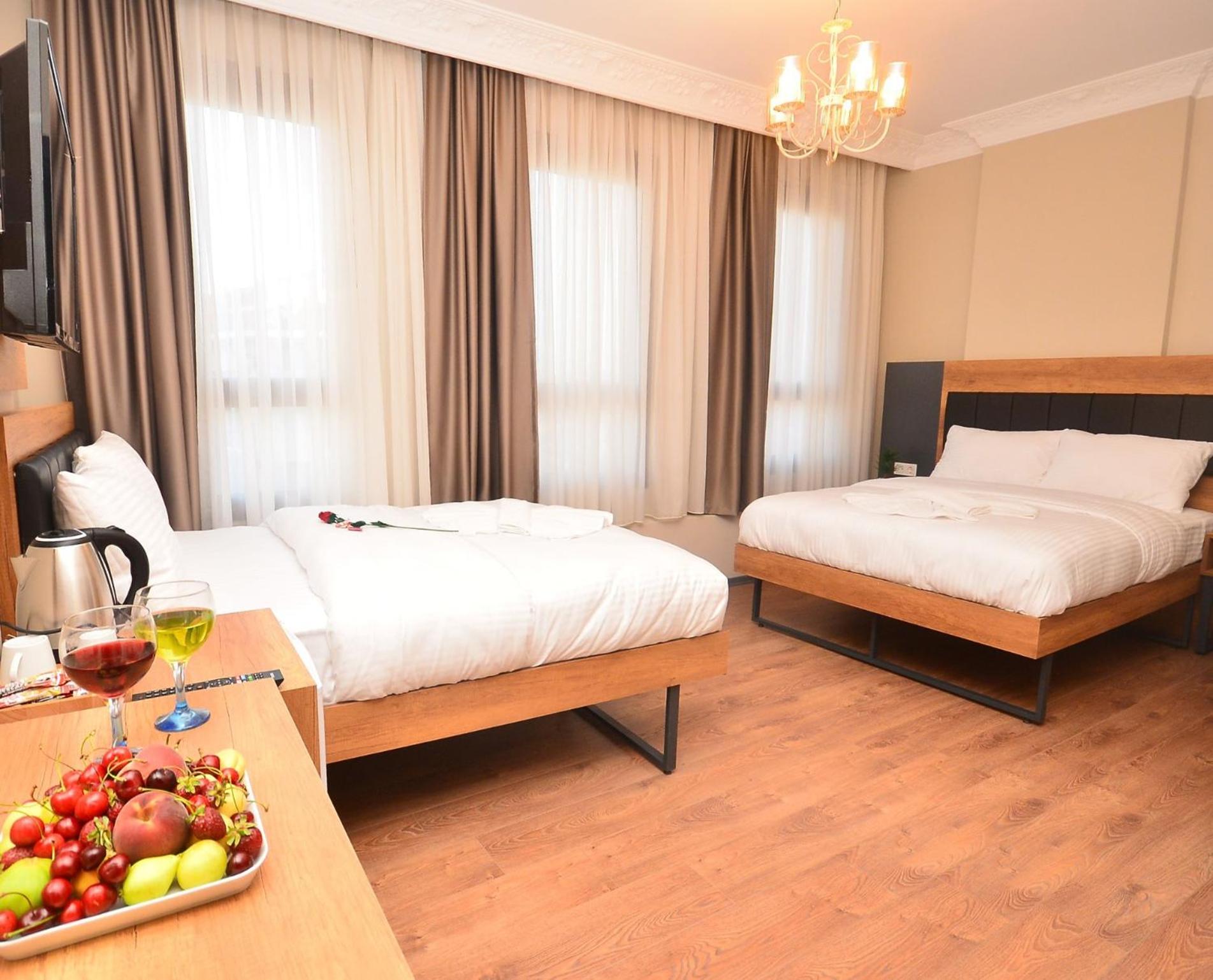 Classic Quadruple Room photo 1