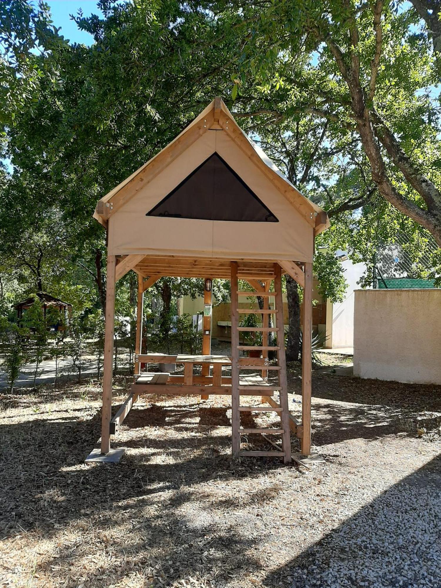 Tent - Split - Photo 7
