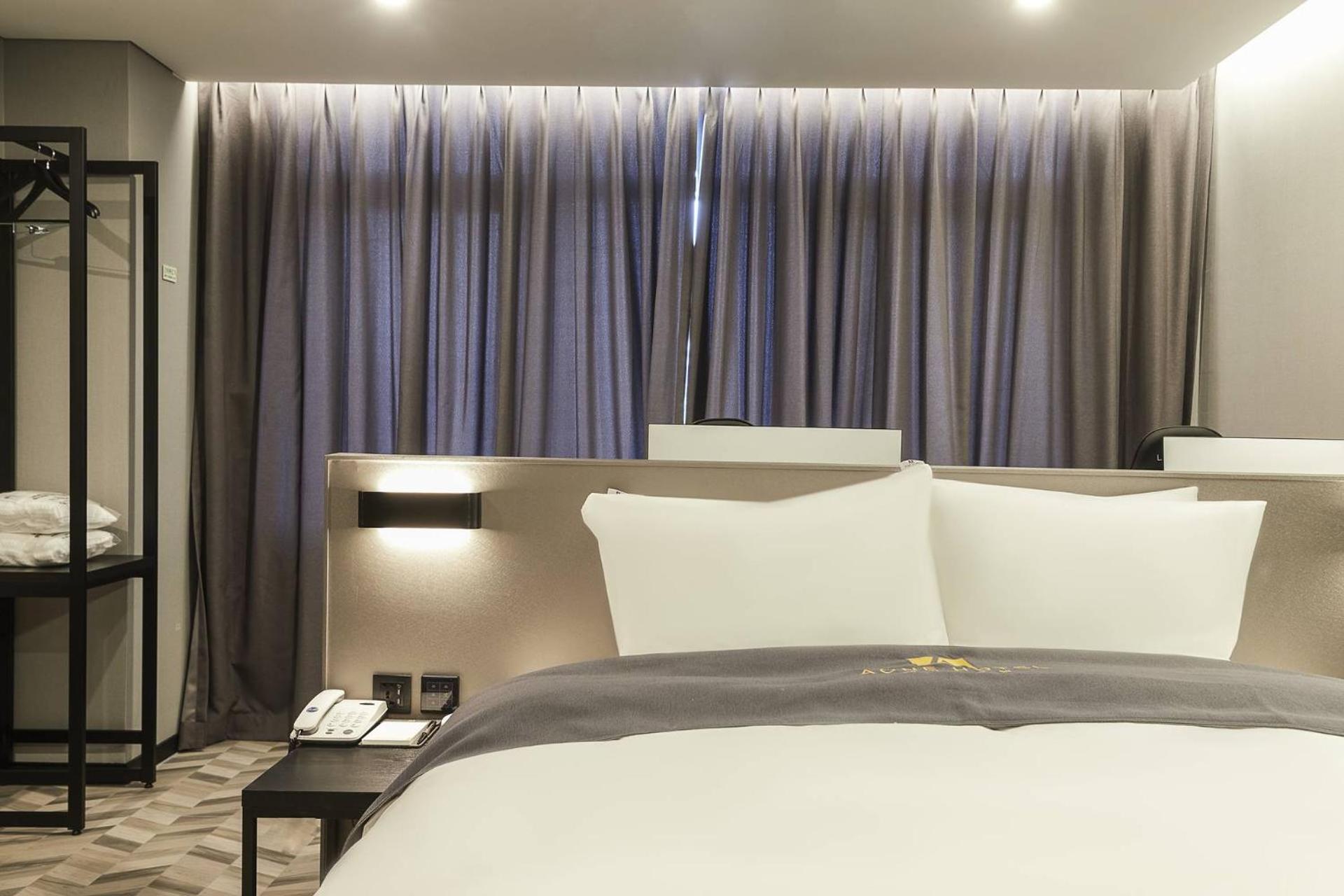 Deluxe Double Room - Photo 4