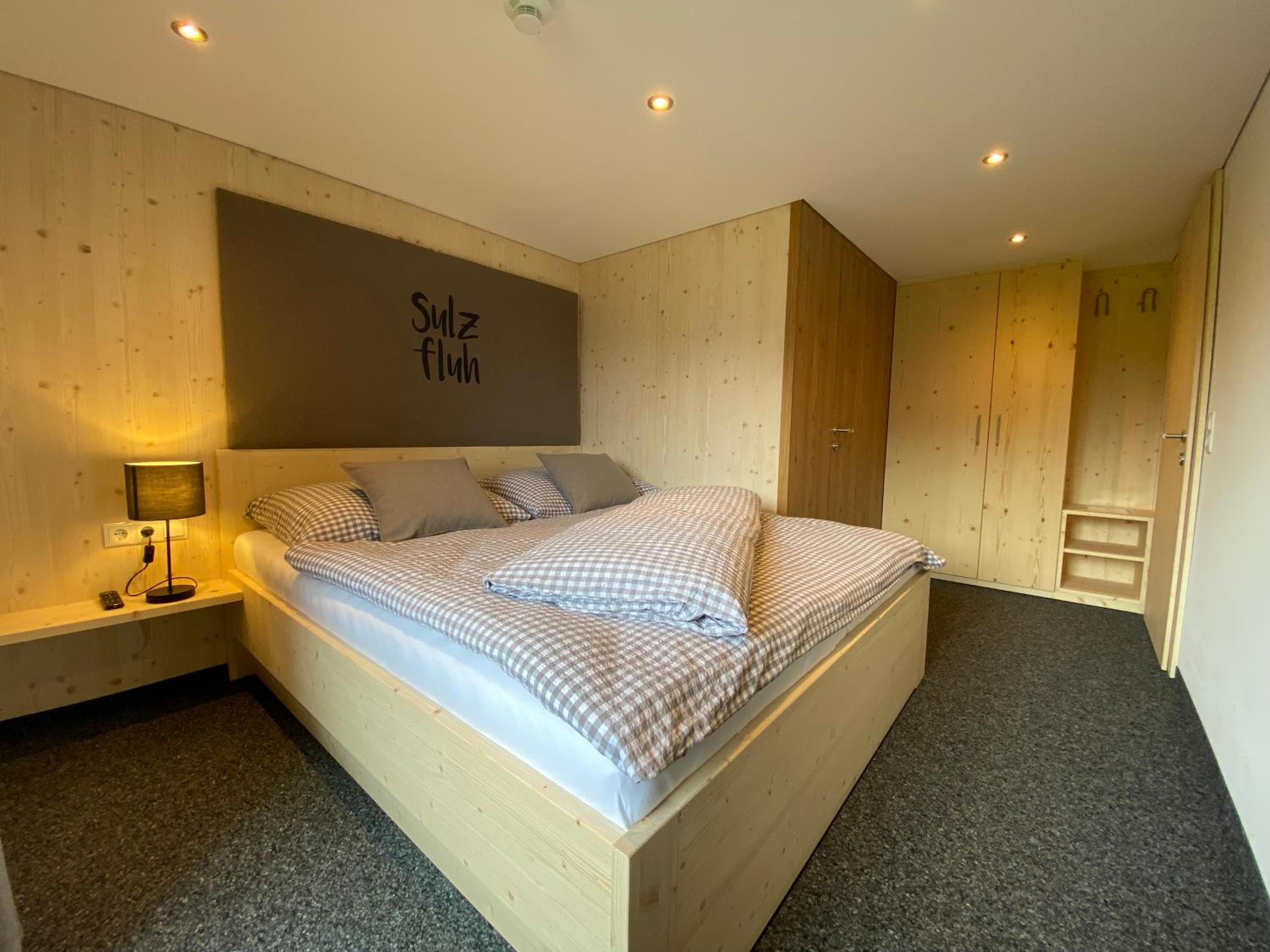 Double Room with Private Bathroom - Photo 1