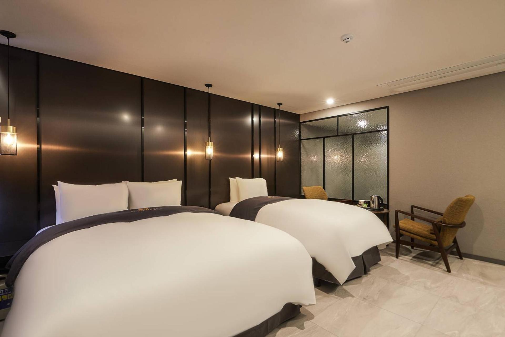 Deluxe Twin Room - Photo 4