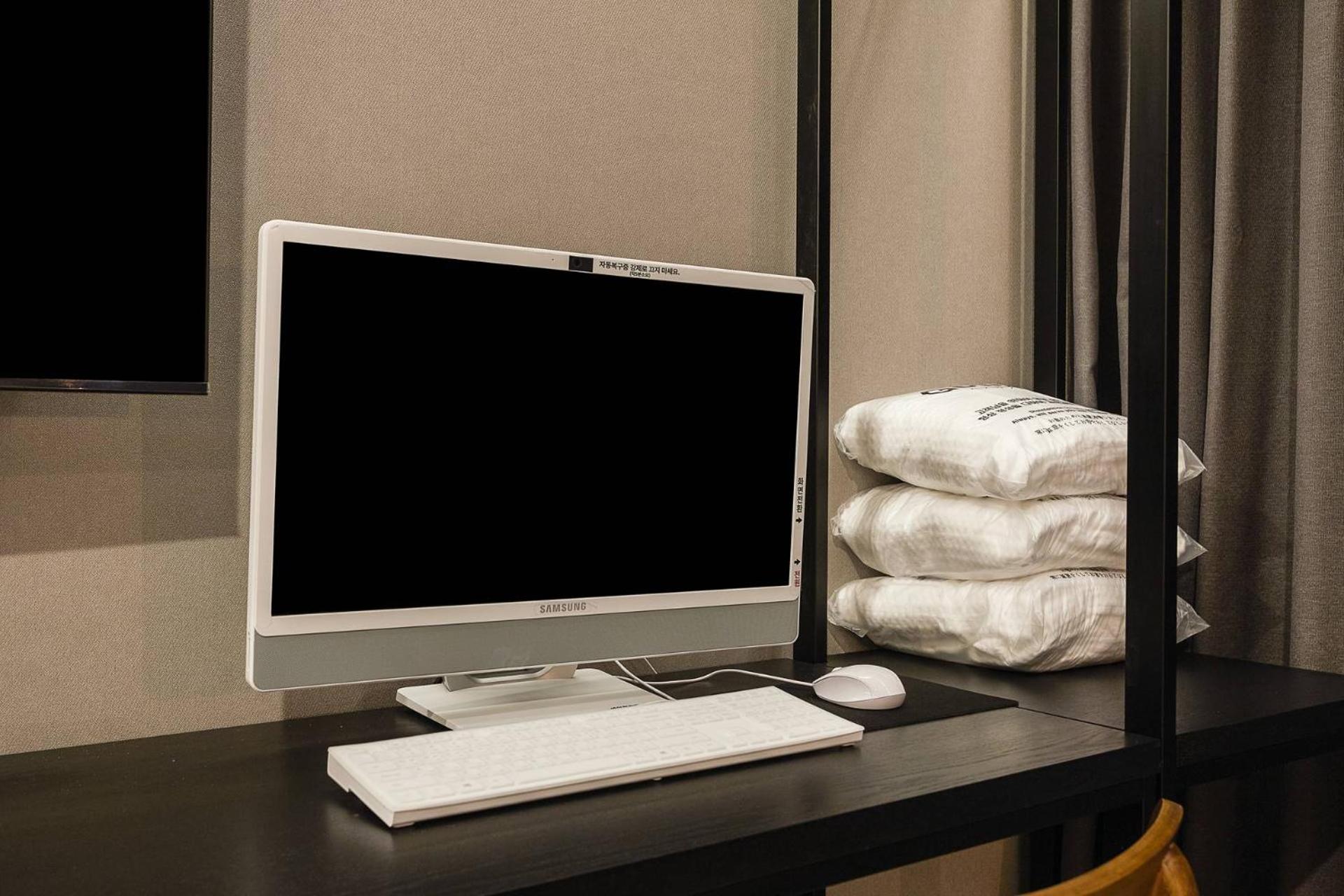 Deluxe Twin Room - Photo 8