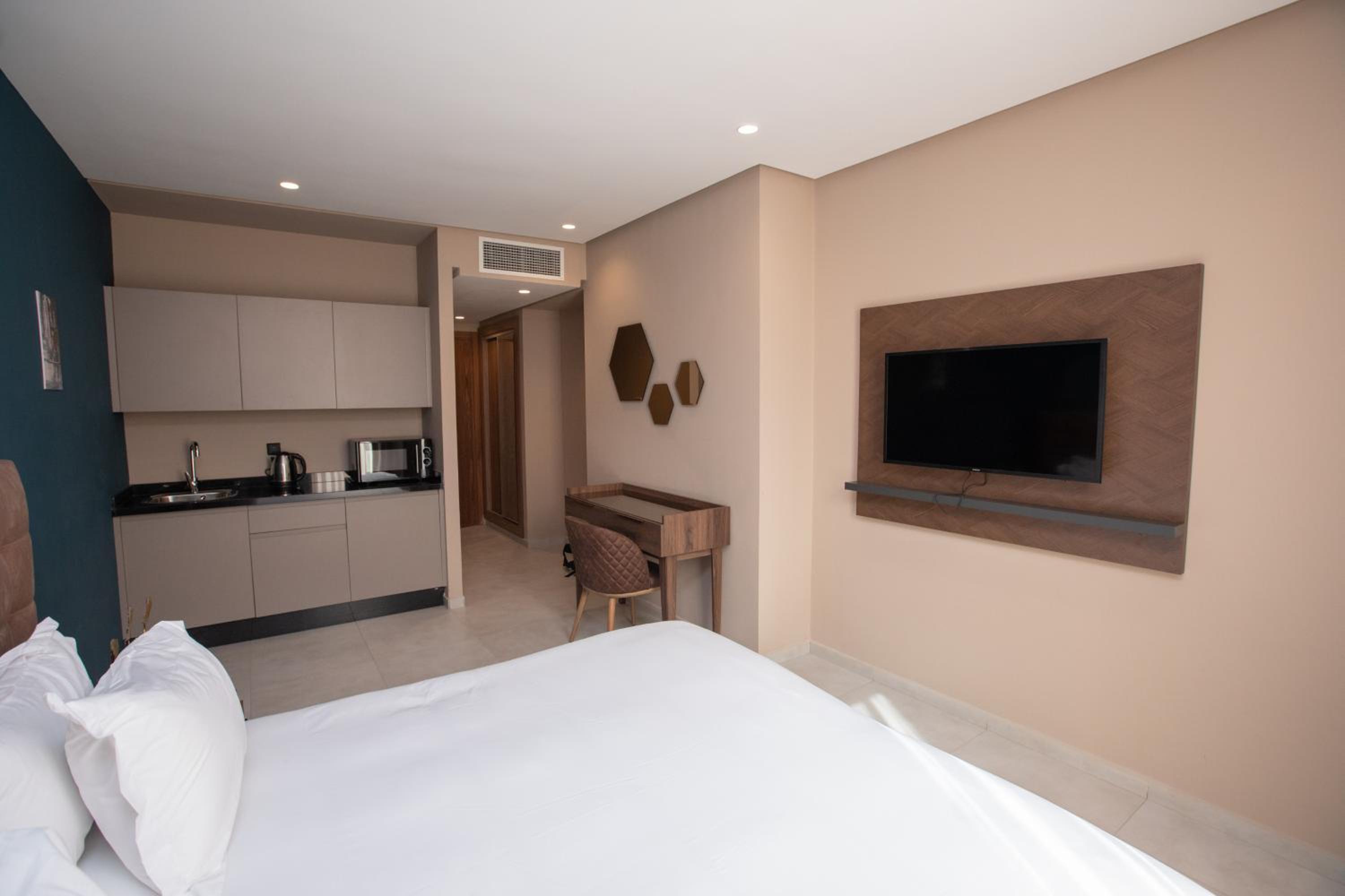 Junior Suite with Terrace - Photo 1