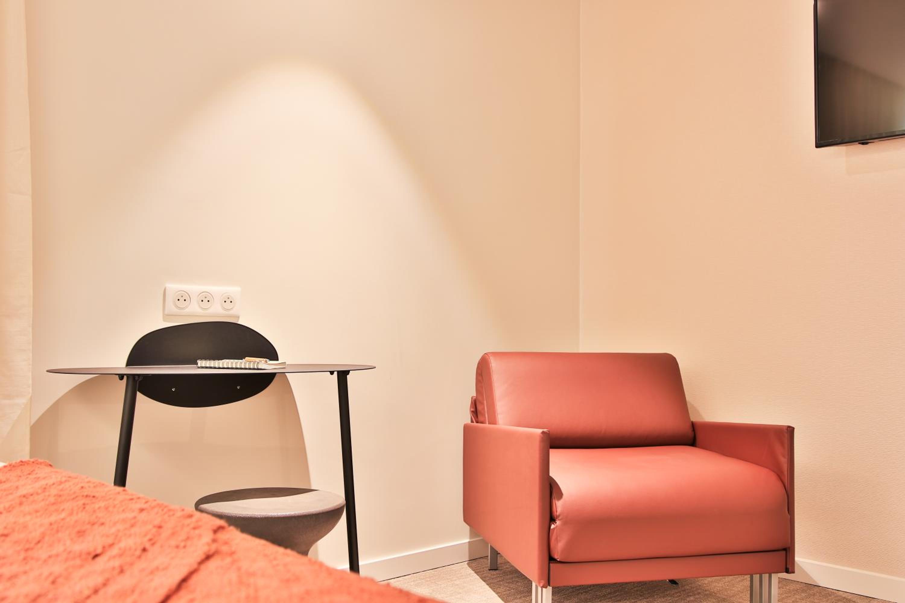 Superior Double Room - Photo 8