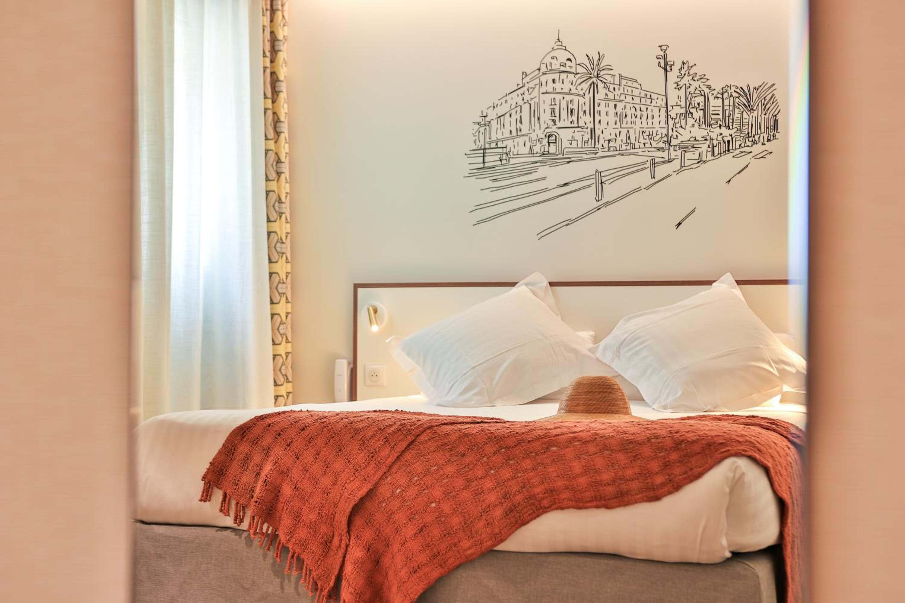 Superior Double Room - Photo 9