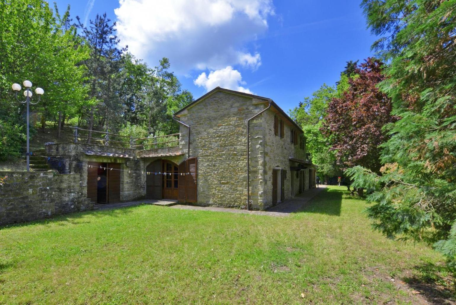 Villa photo 2