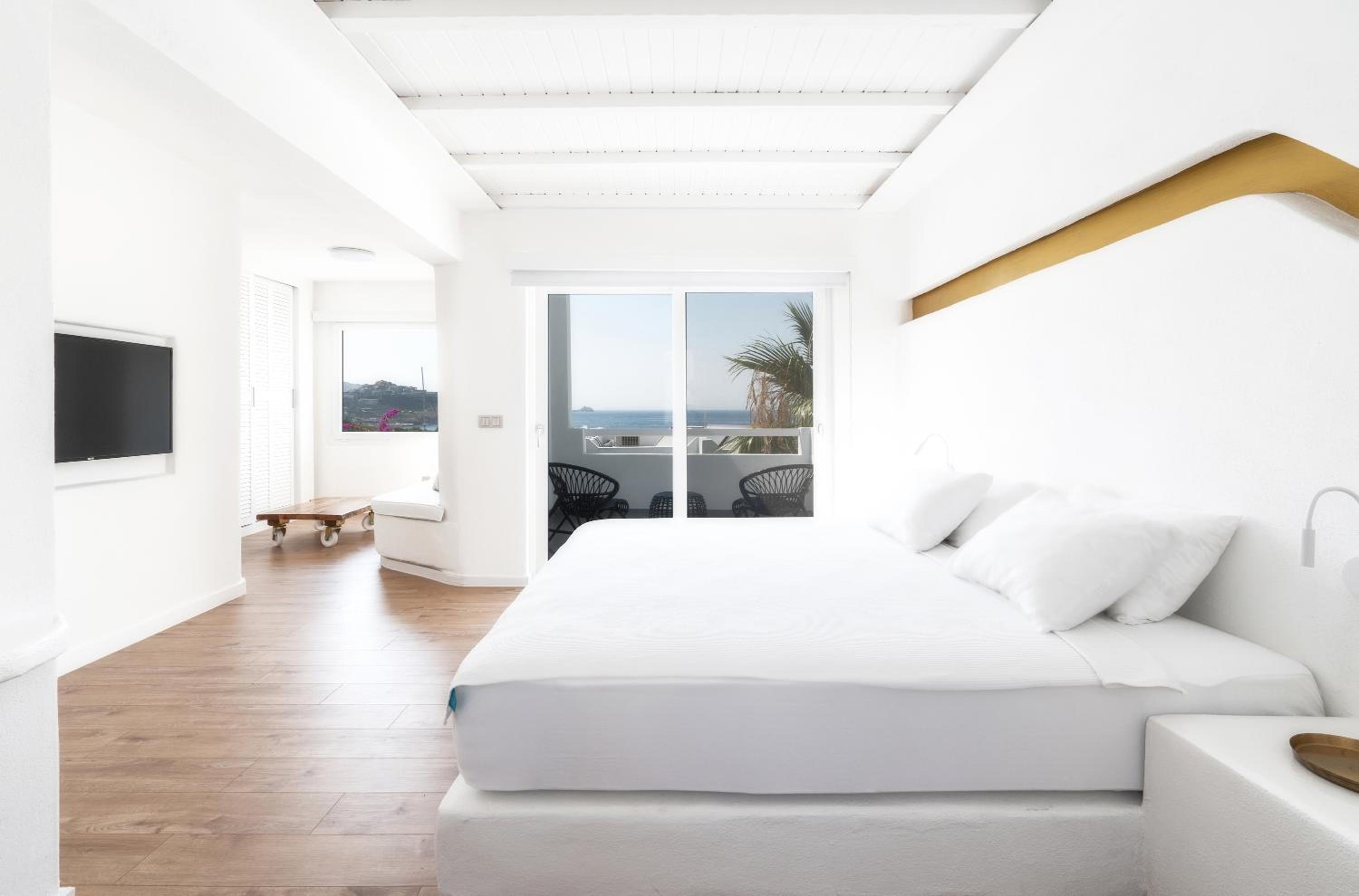 Junior Suite with Sea View photo 1