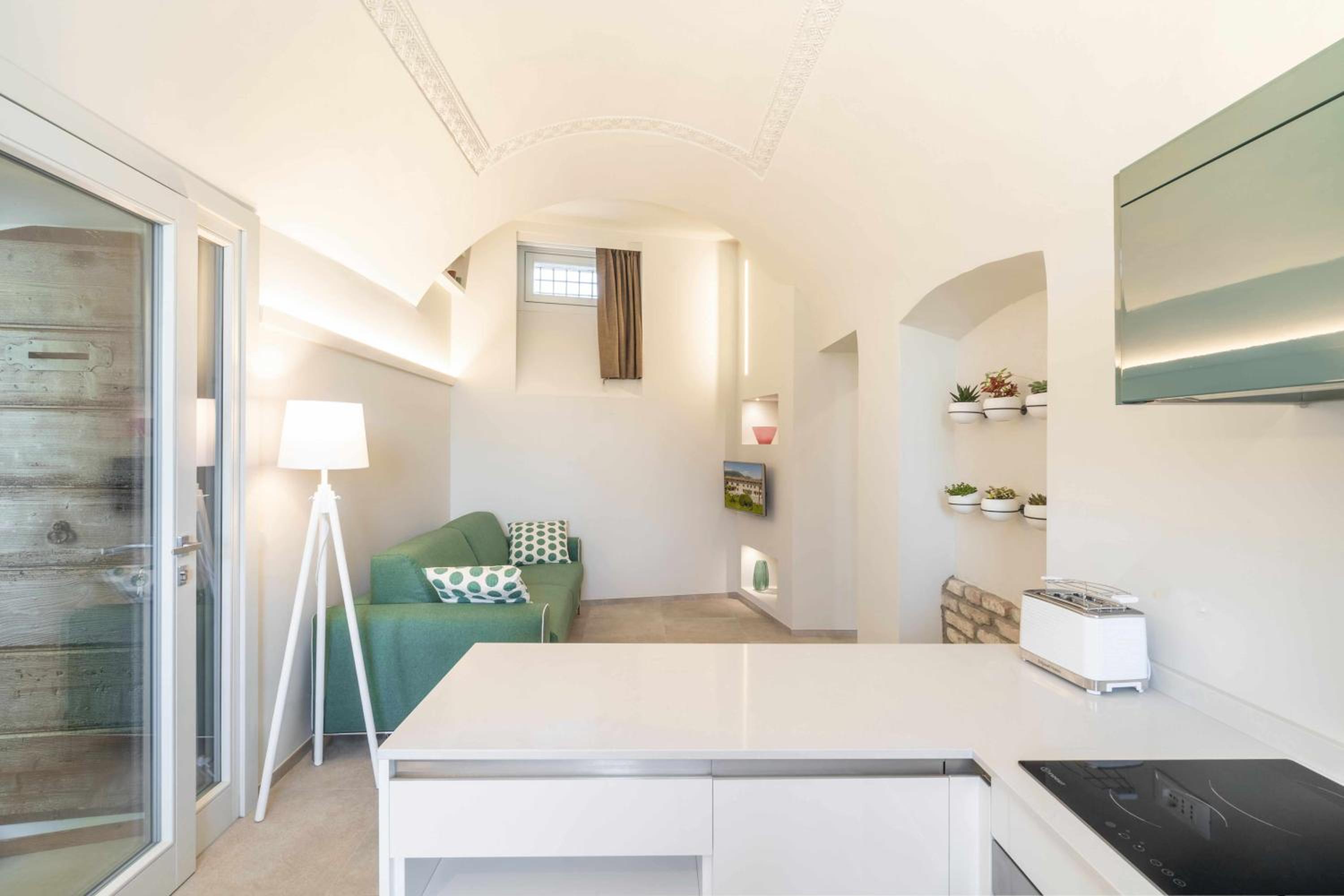 Apartment with Garden View