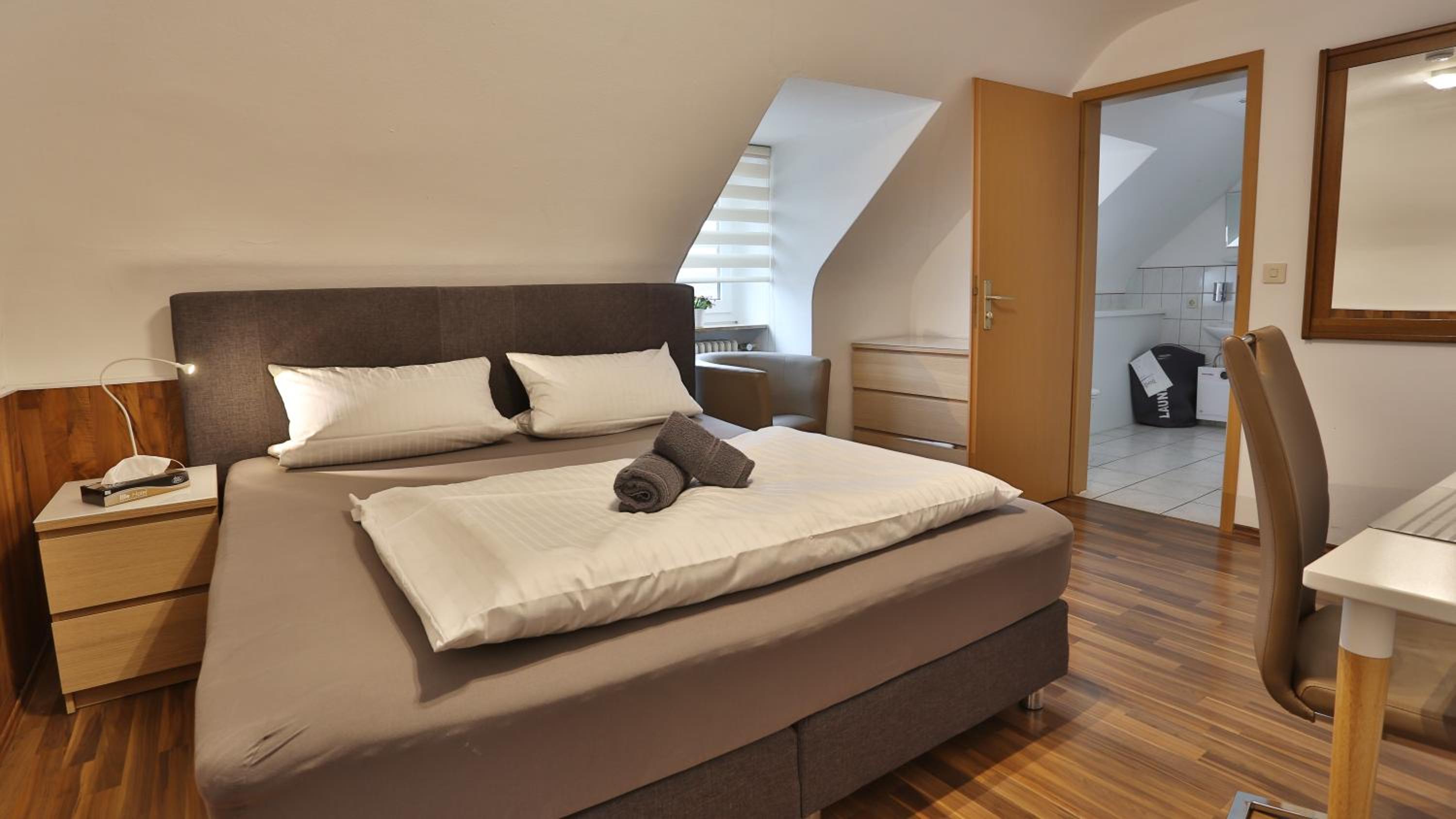 Double Room with Private Bathroom photo 3