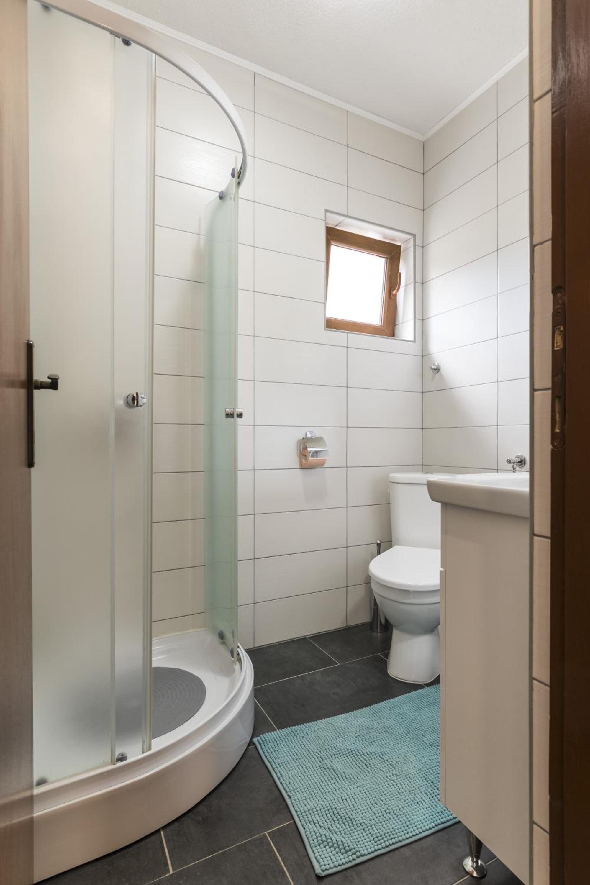 Two-Bedroom Villa - Photo 4
