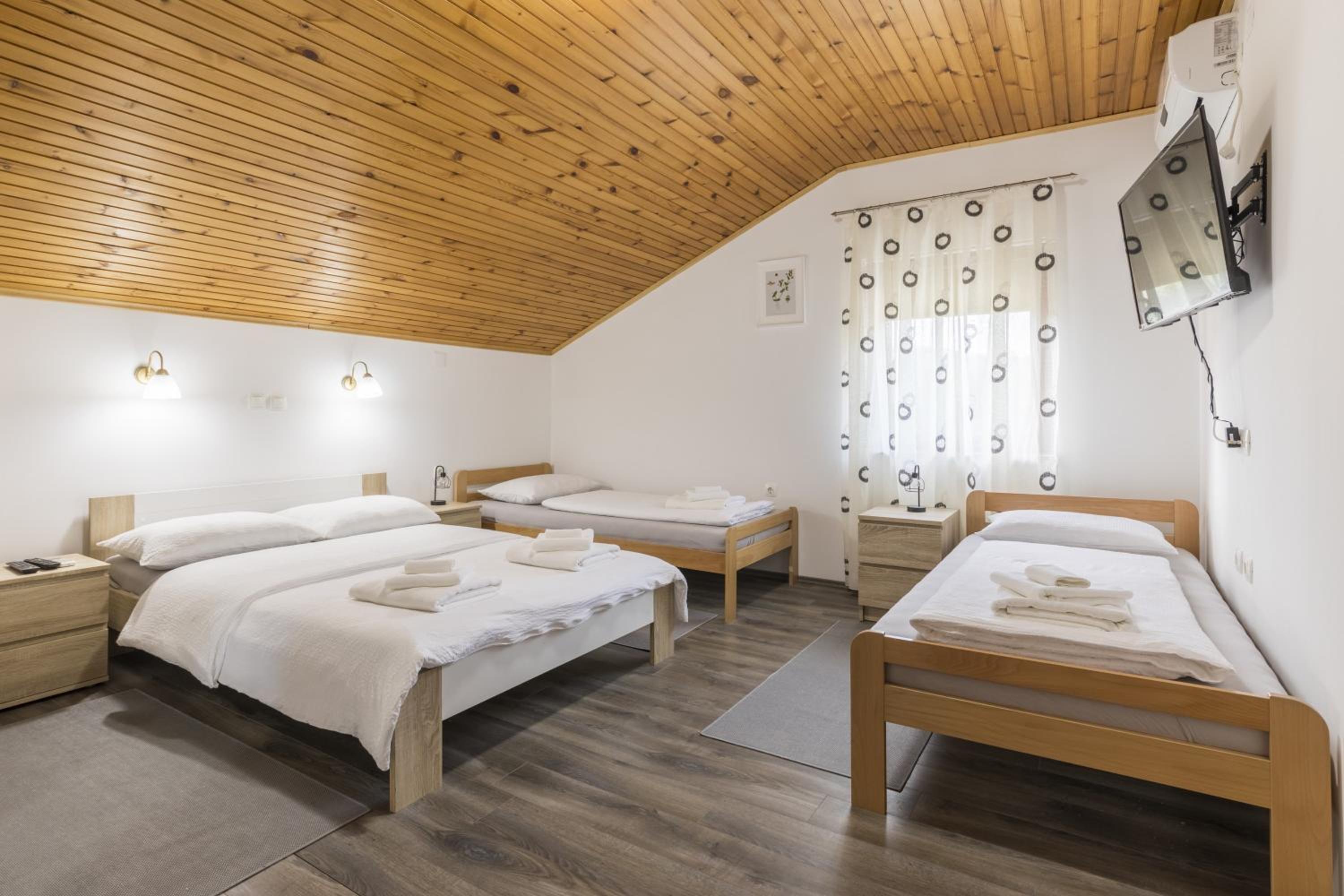 Two-Bedroom Villa - Photo 27