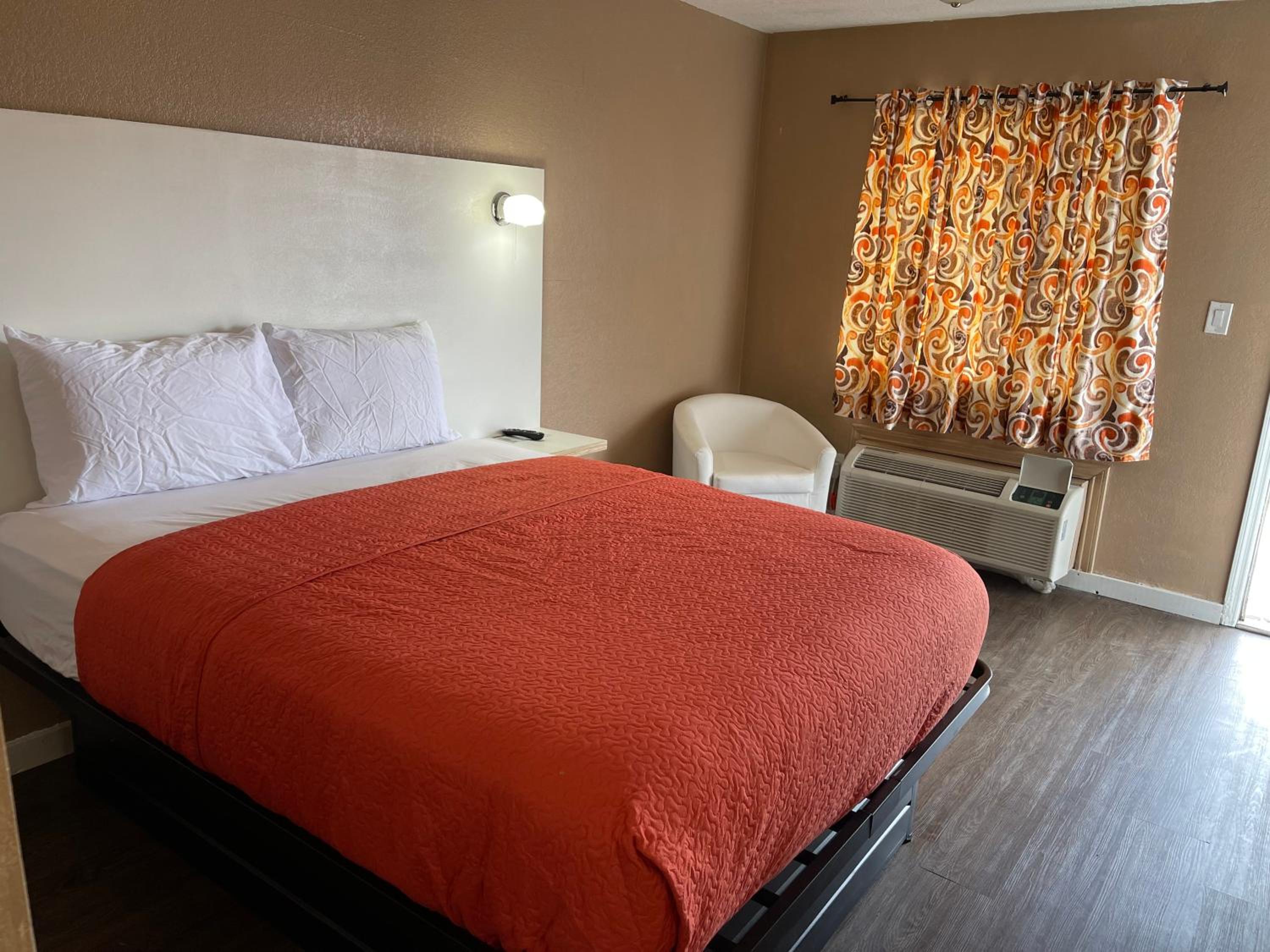 Single Room photo 1