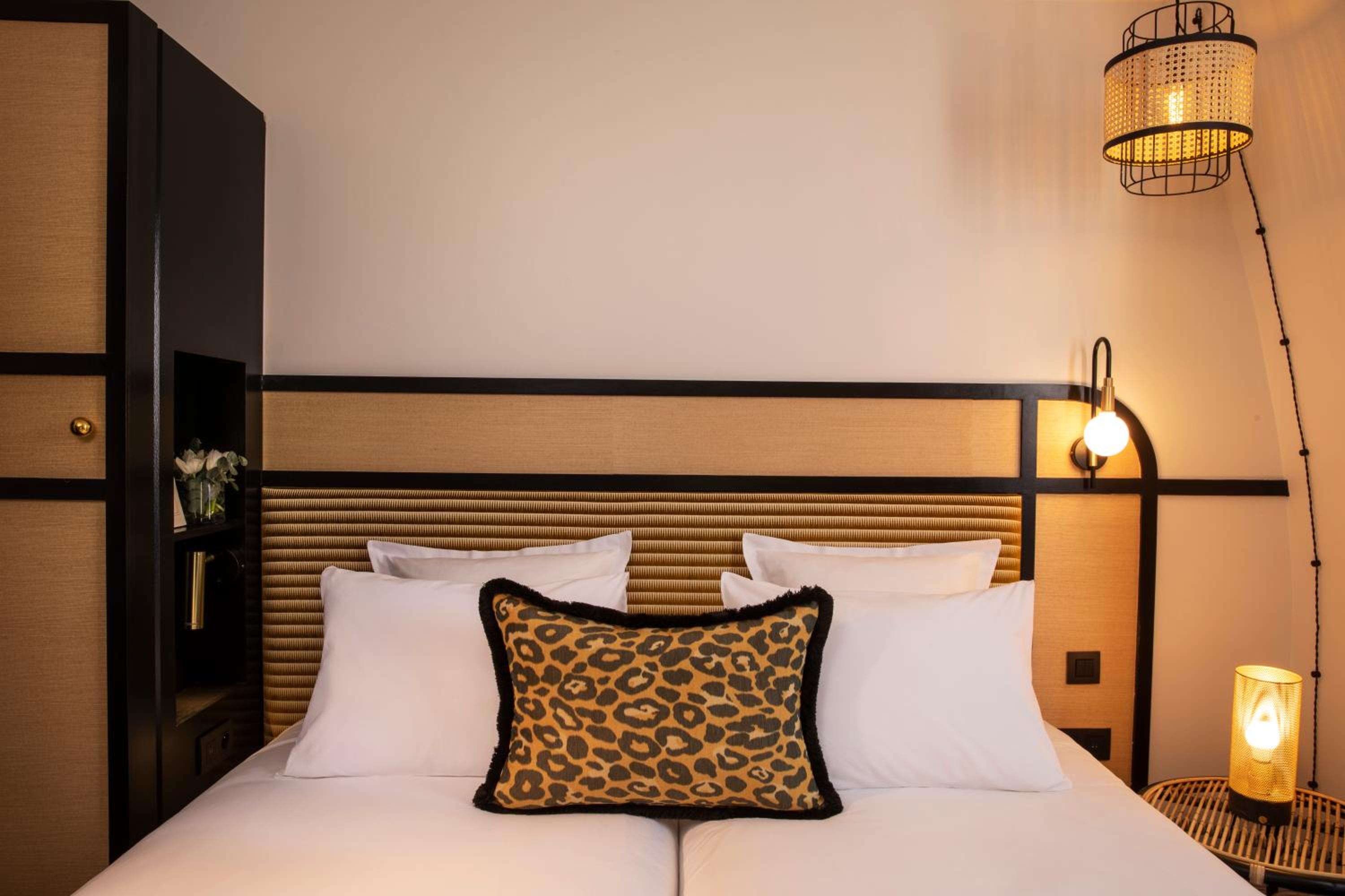 Grand Hôtel Chicago bedroom photo