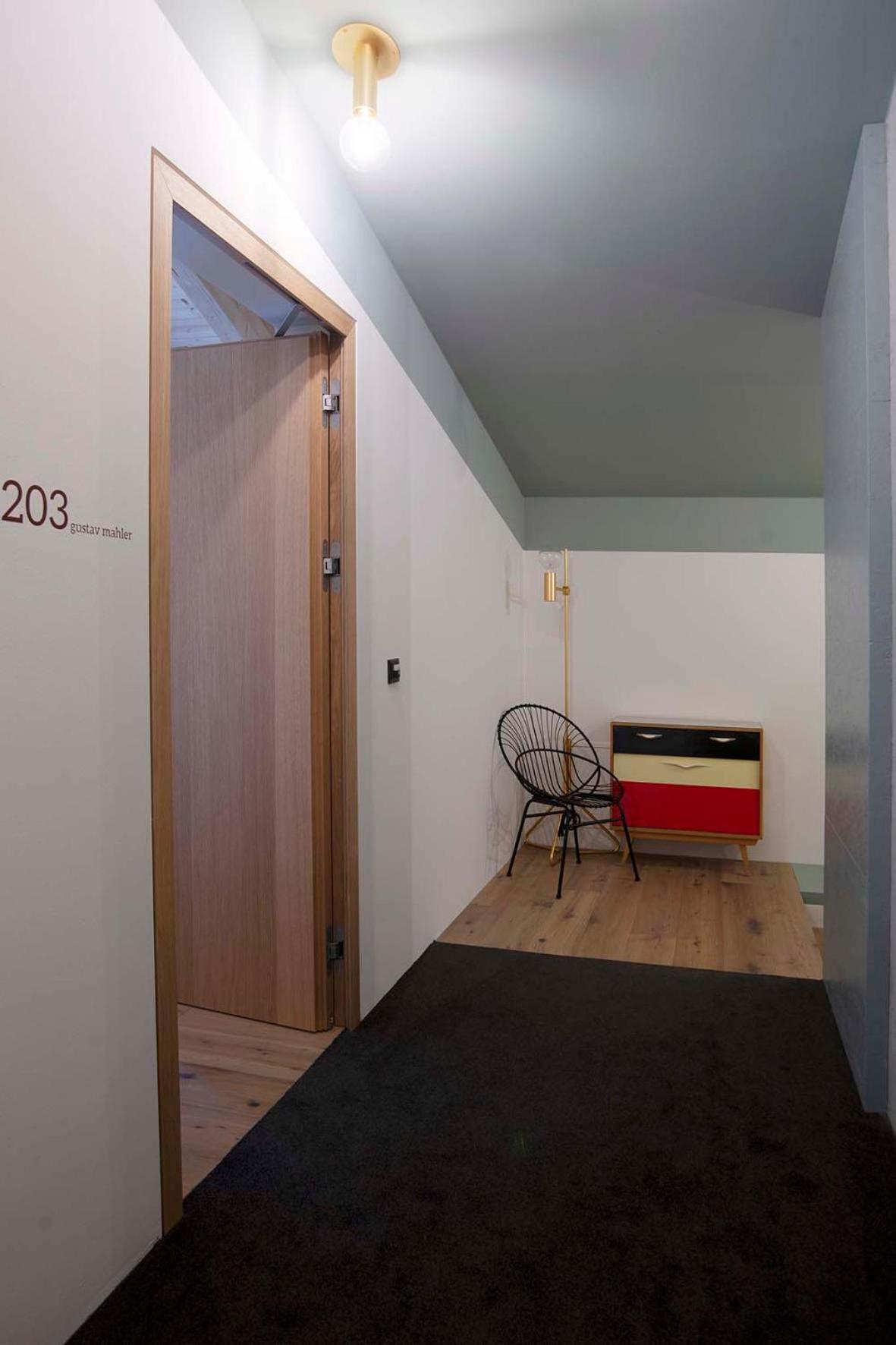 Suite - Photo 2