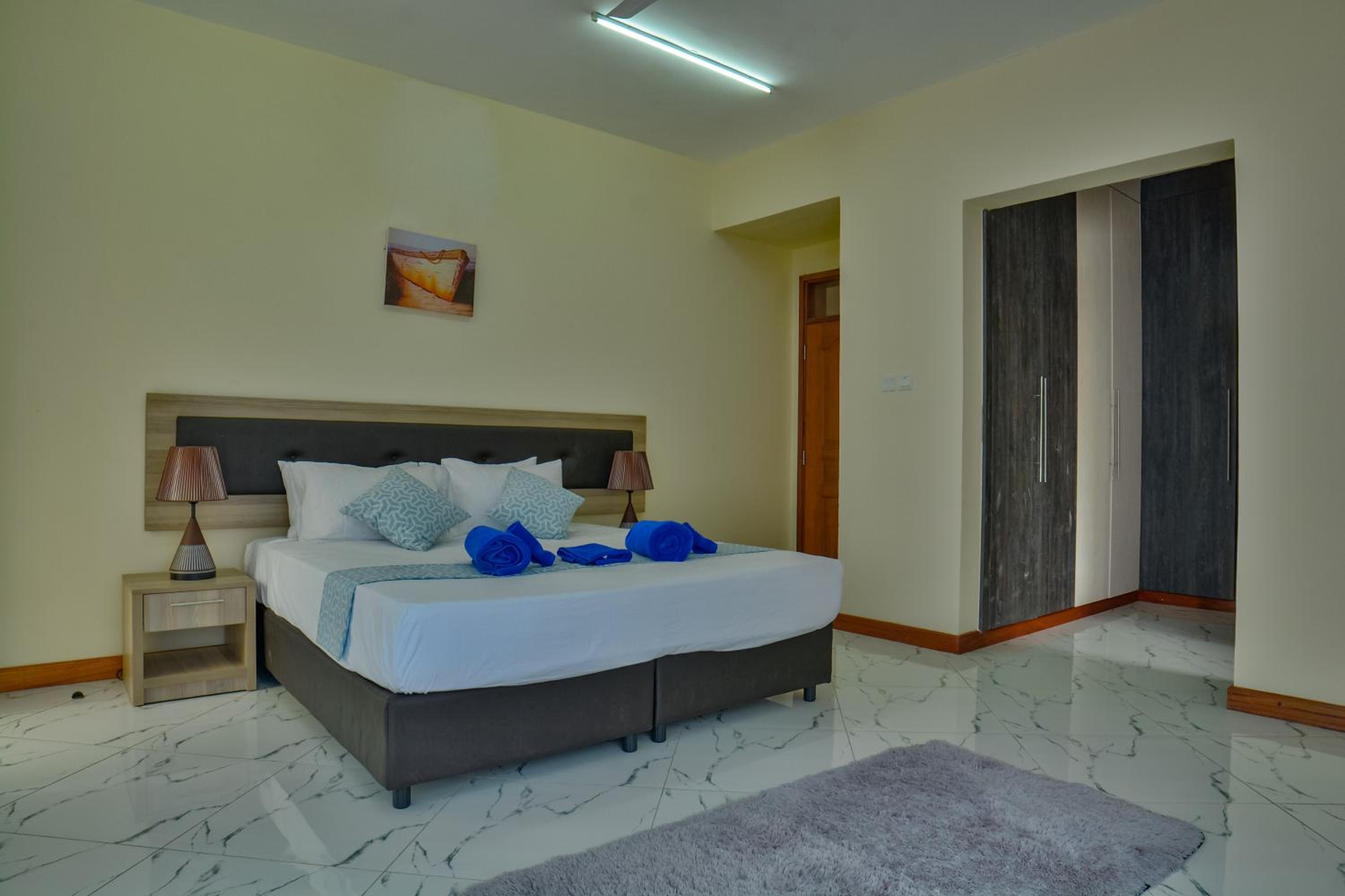 Deluxe Apartment - Photo 3