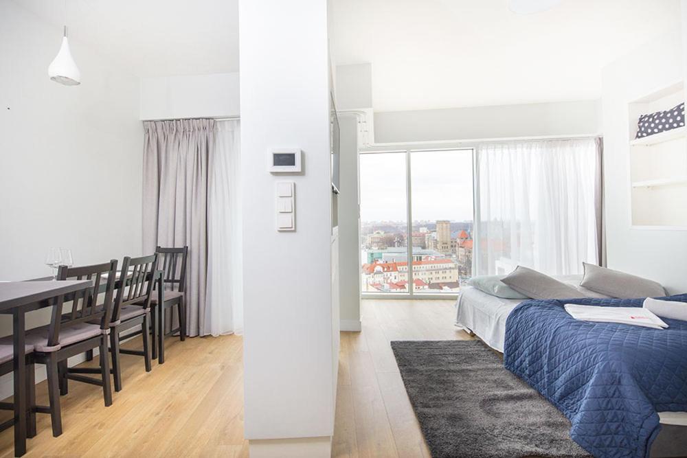 Studio Apartment - Photo 12