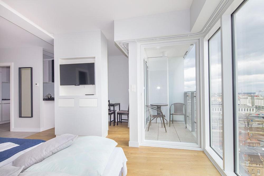 Studio Apartment - Photo 52