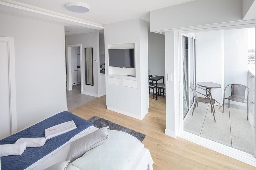 Studio Apartment - Photo 11