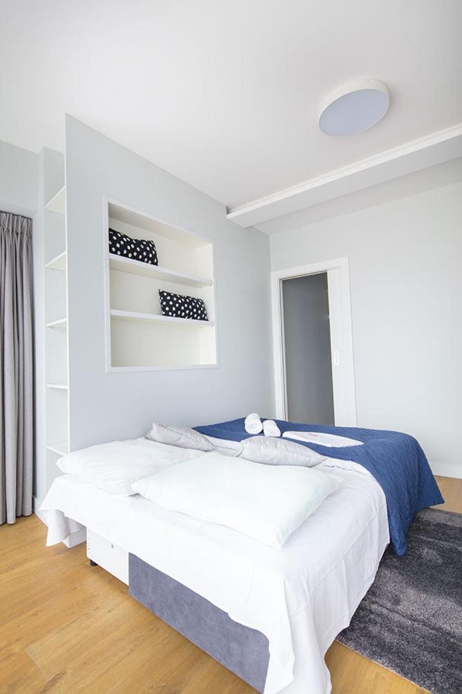 Studio Apartment - Photo 51
